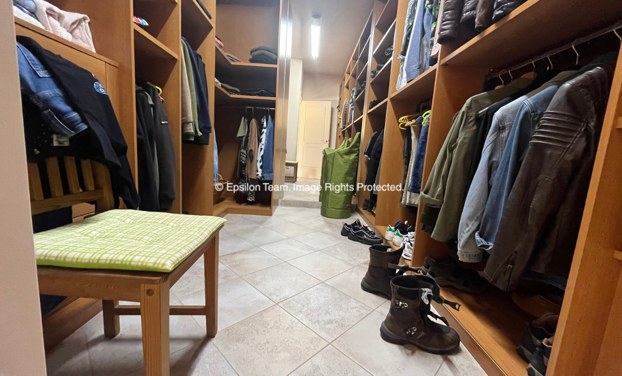 Gallery image 15