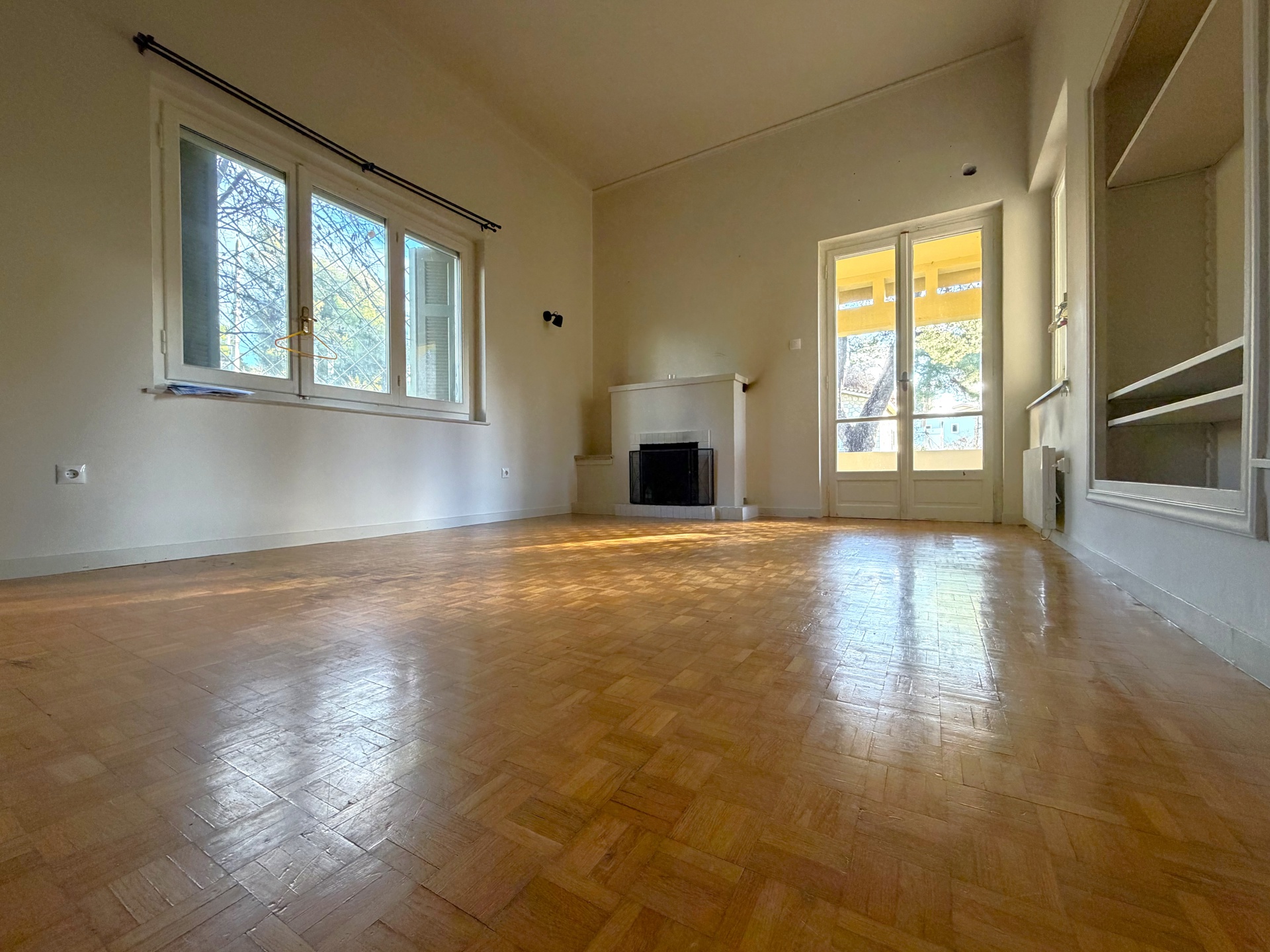 Gallery image 6
