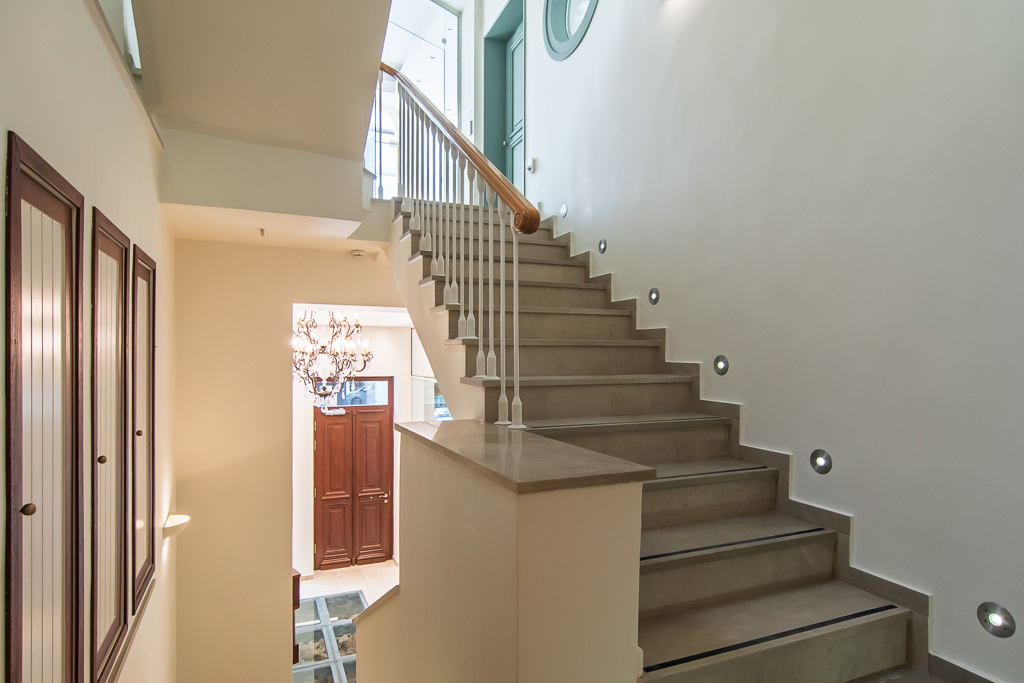 Gallery image 16