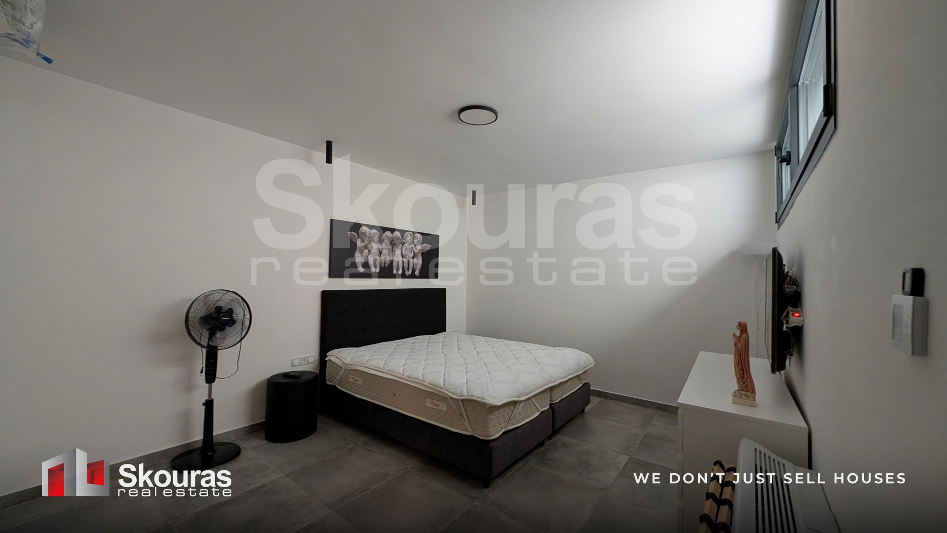 Gallery image 17