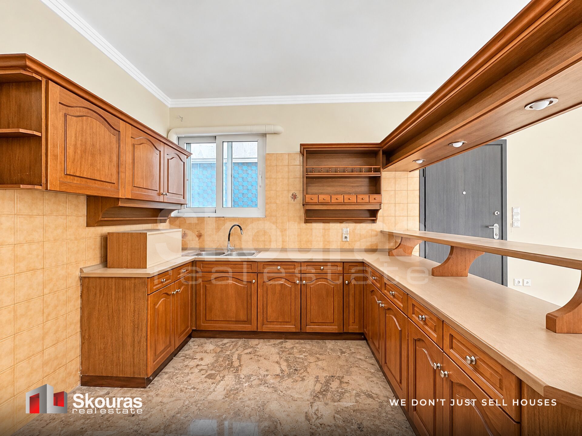 Gallery image 13