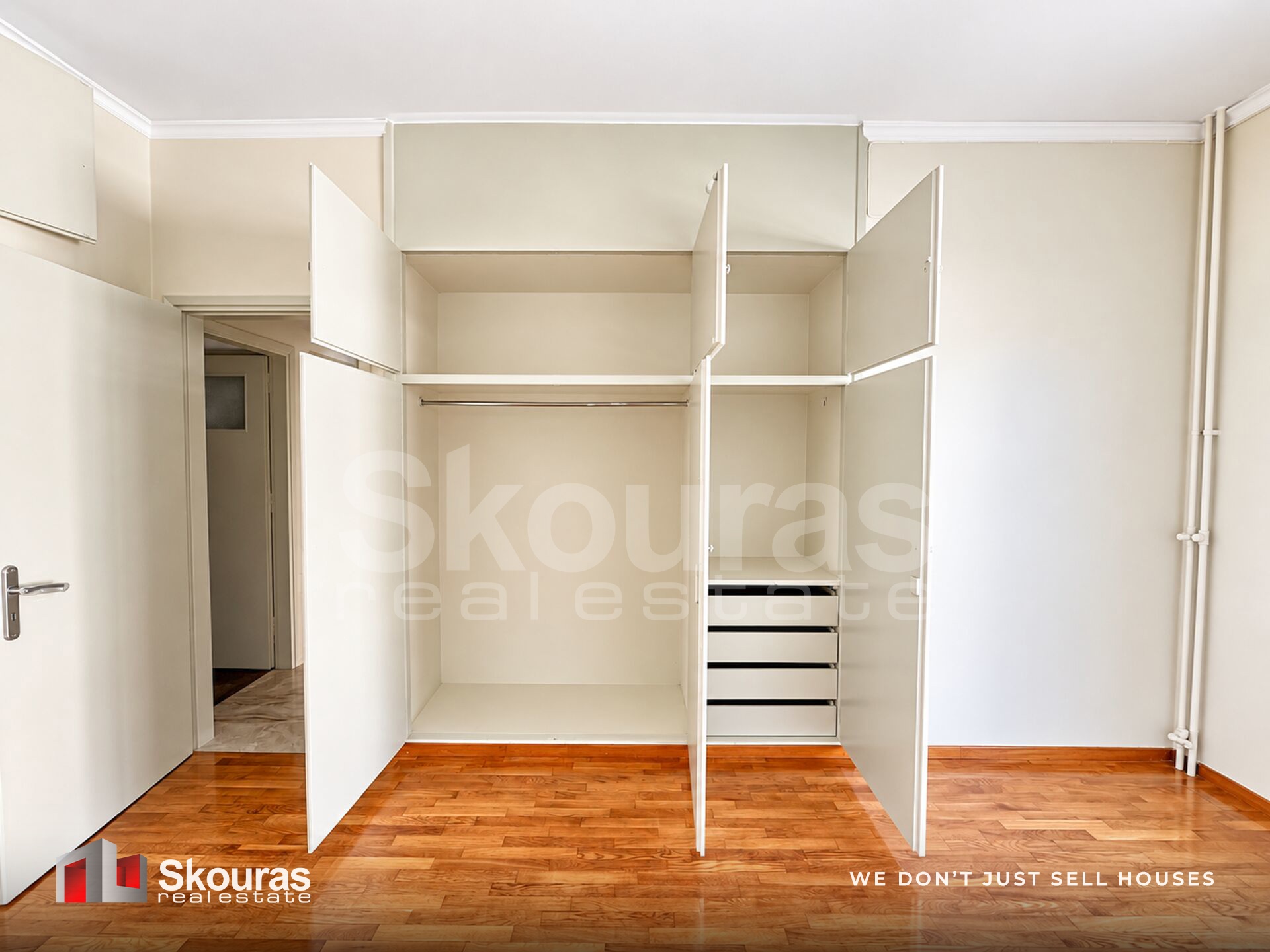 Gallery image 15