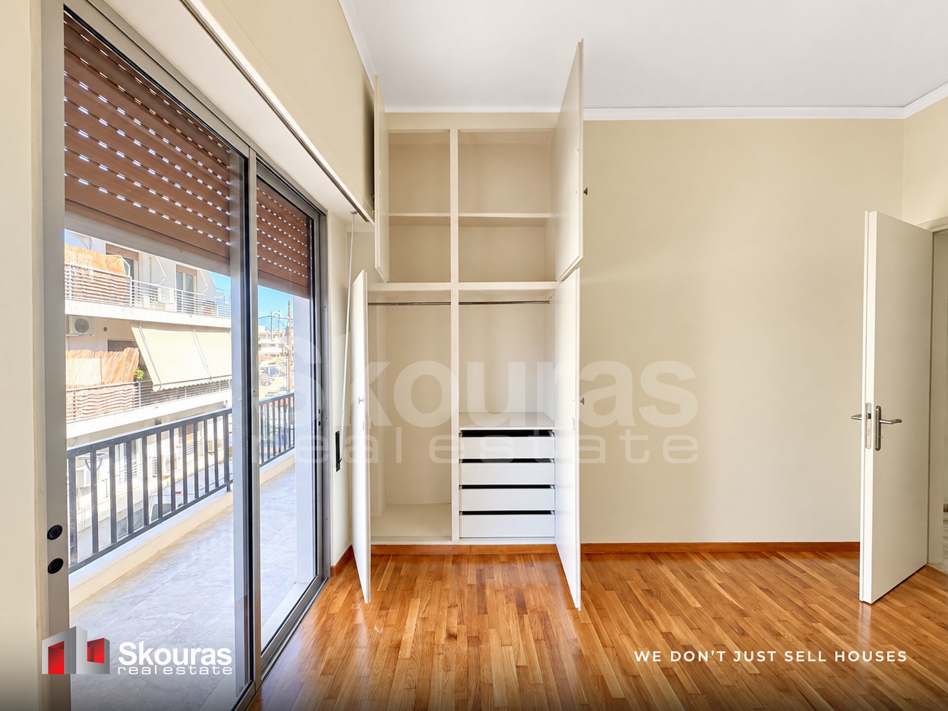 Gallery image 10