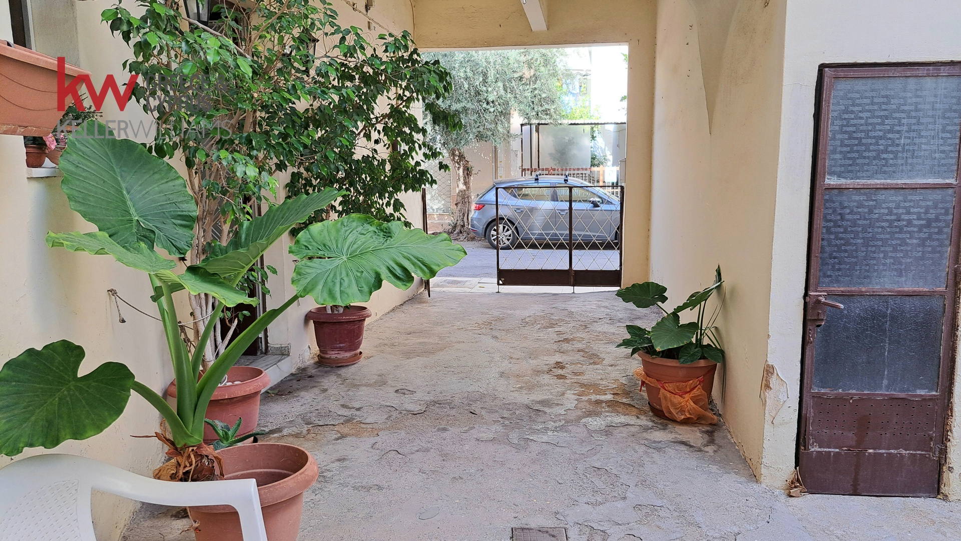 Gallery image 19