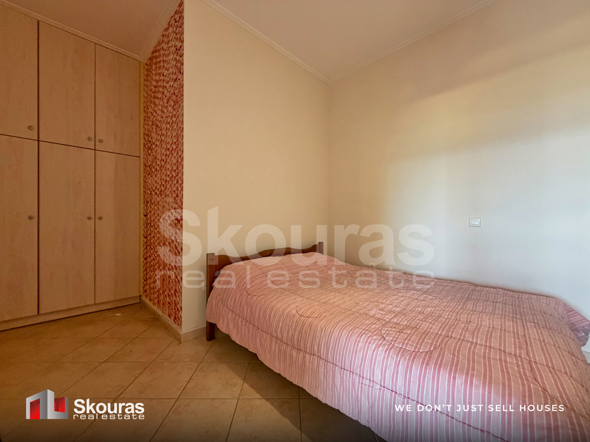 Gallery image 13
