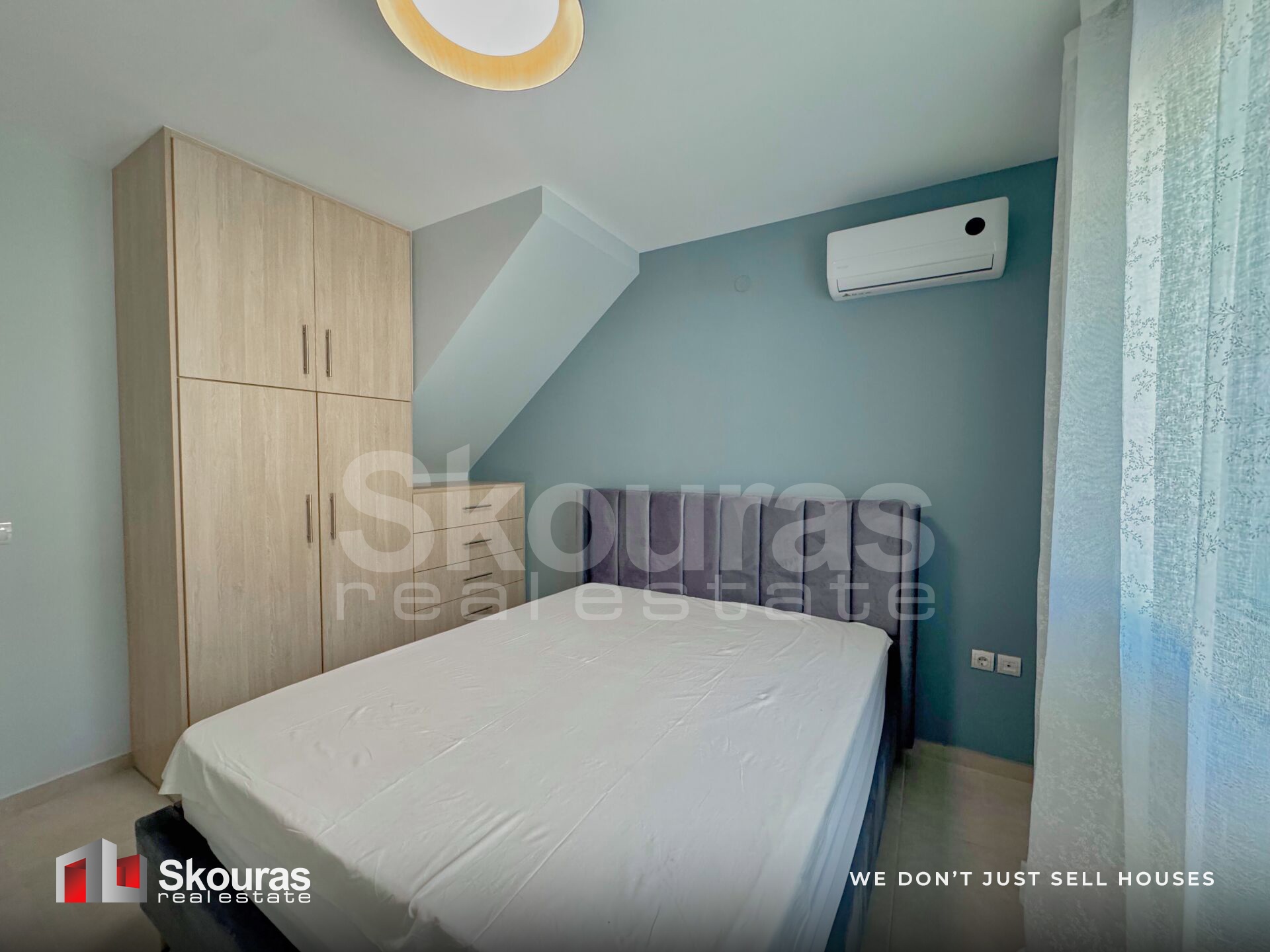 Gallery image 14