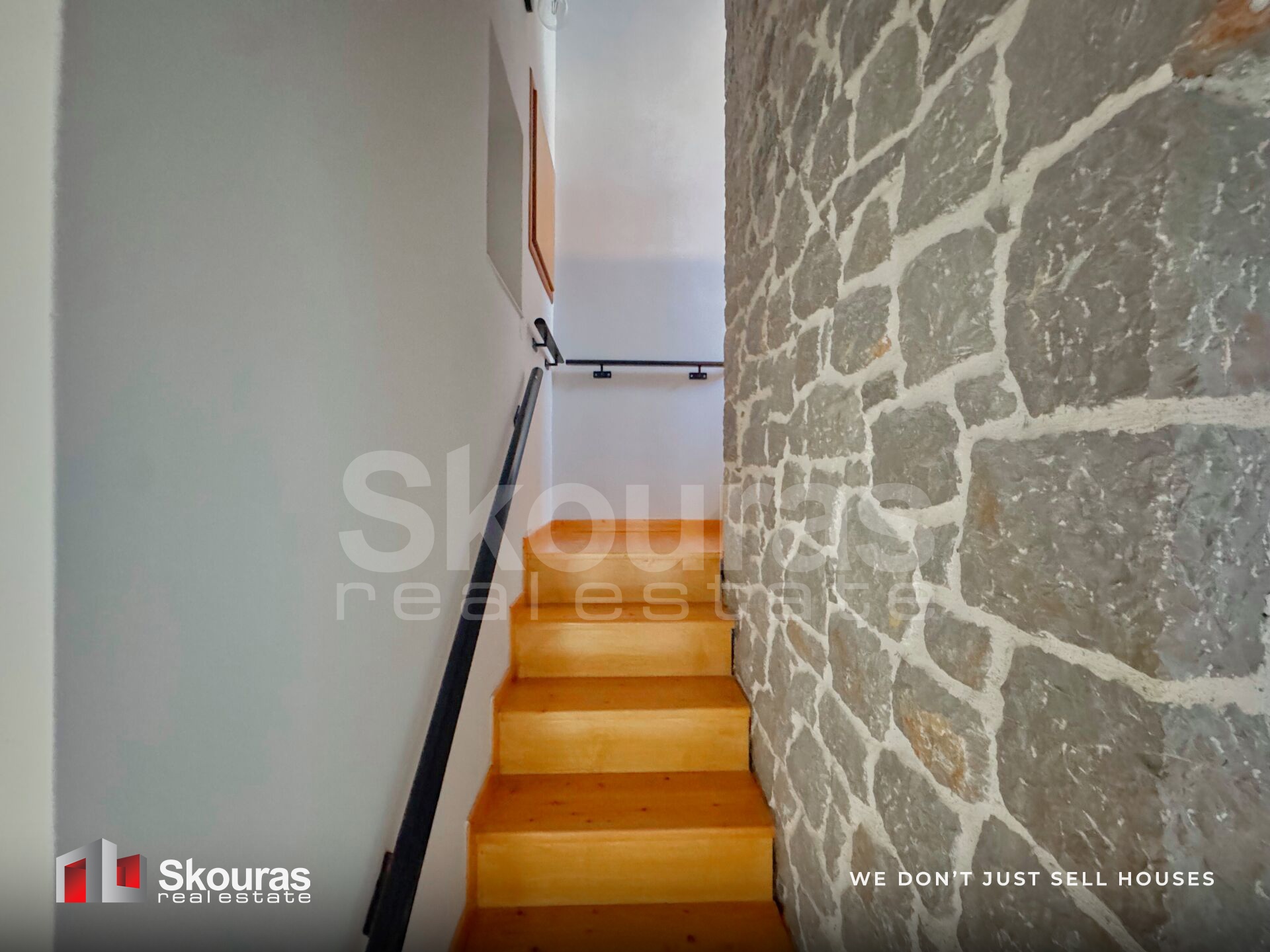 Gallery image 15
