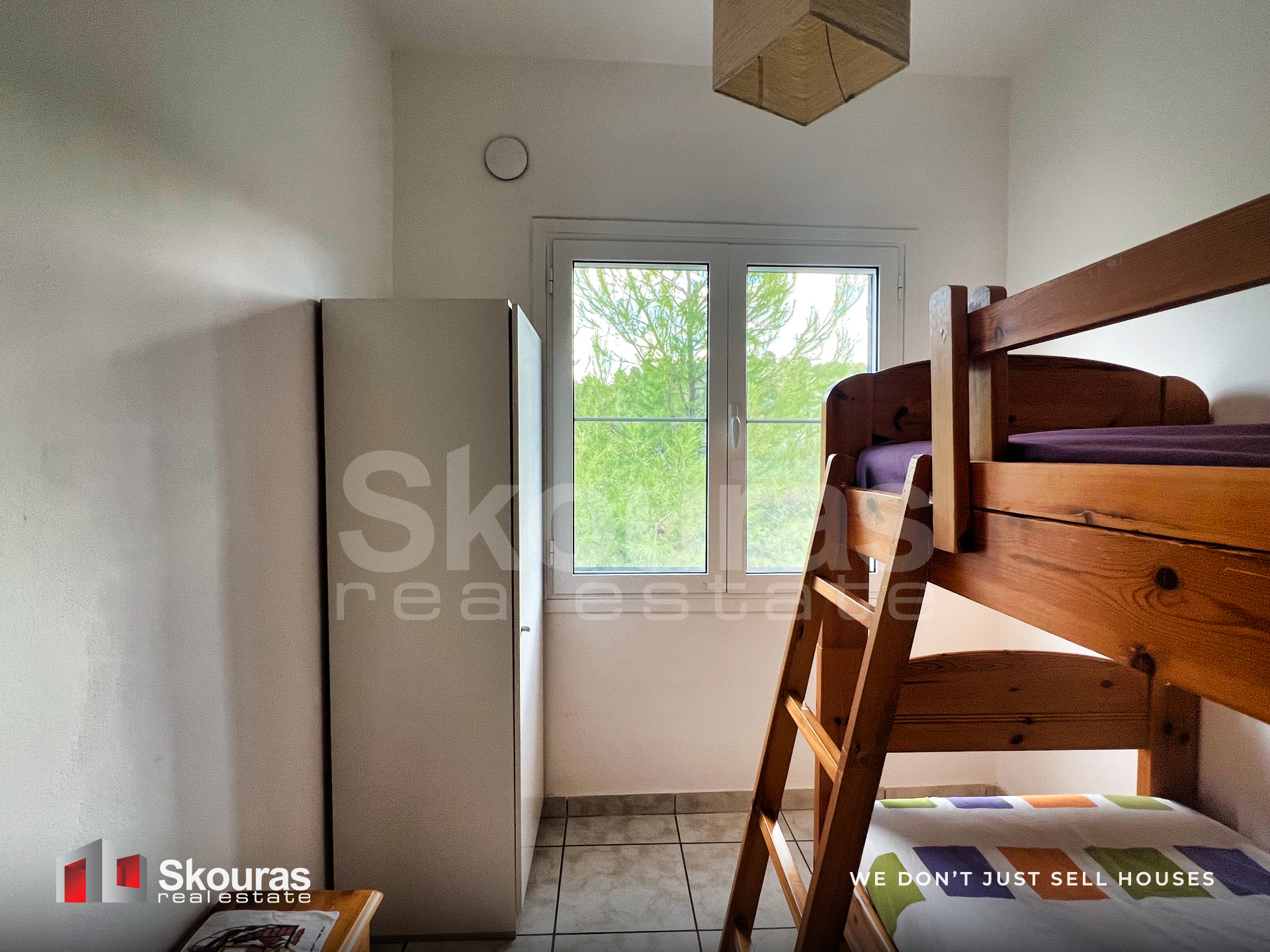 Gallery image 16