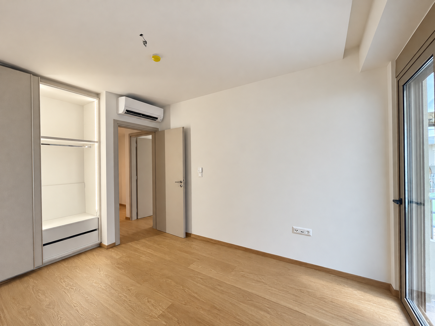 Gallery image 12