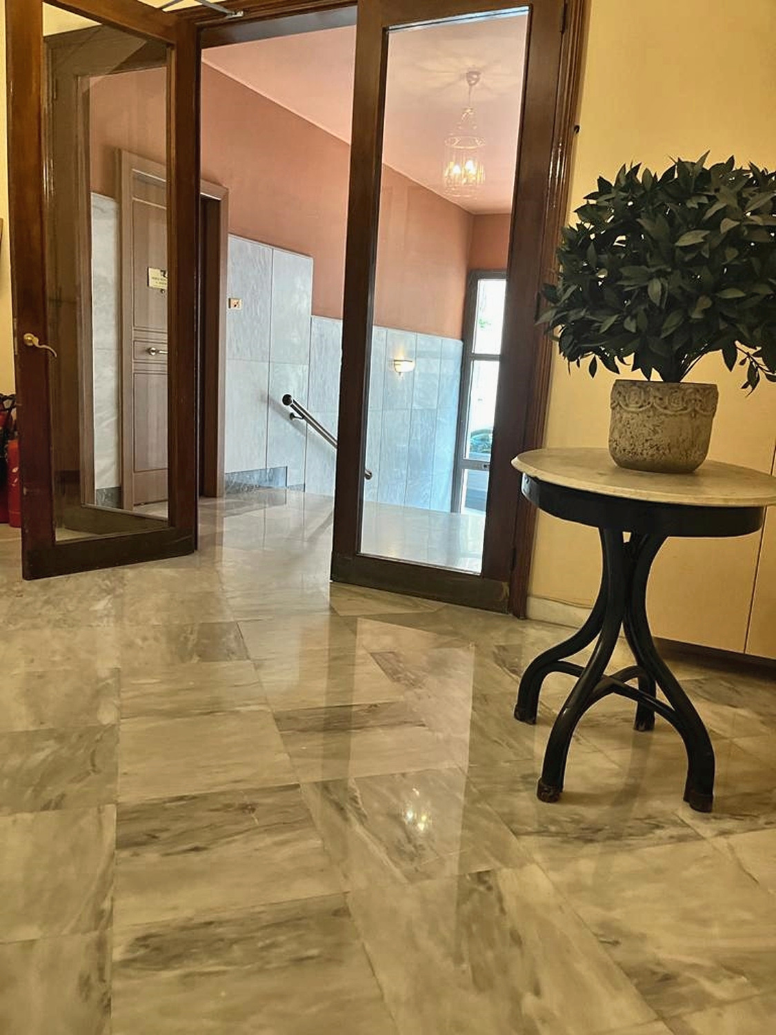 Gallery image 19