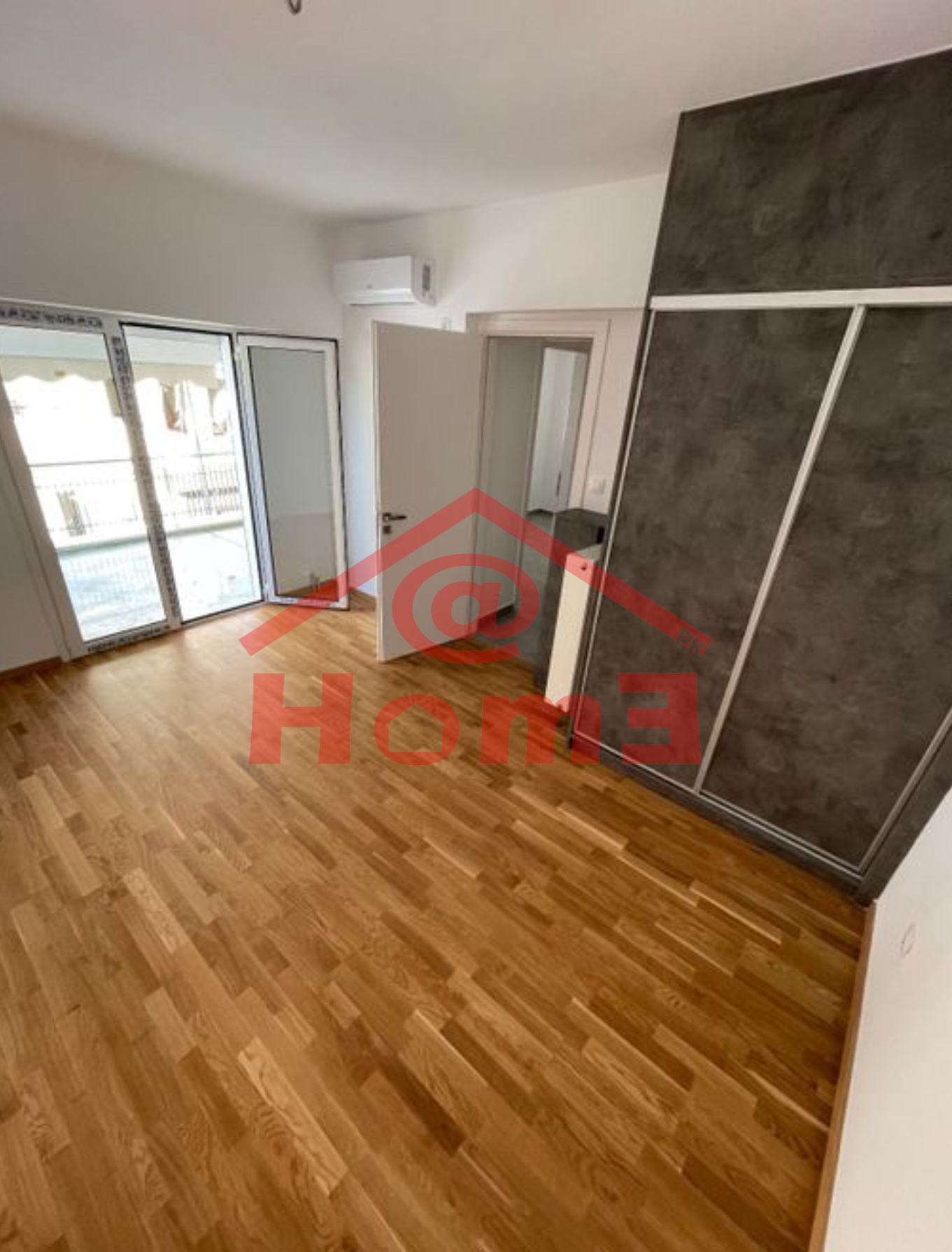 Gallery image 10
