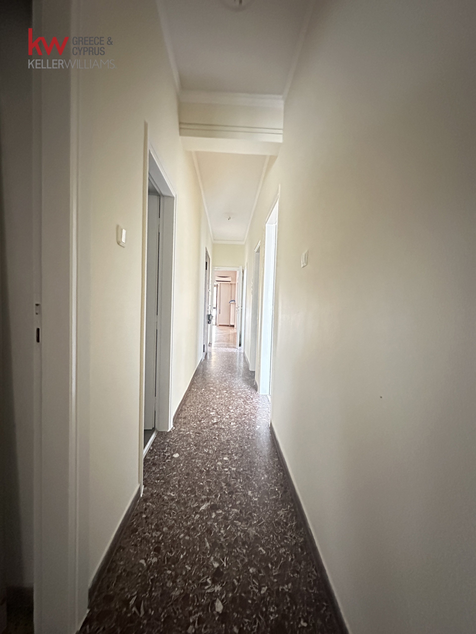 Gallery image 18