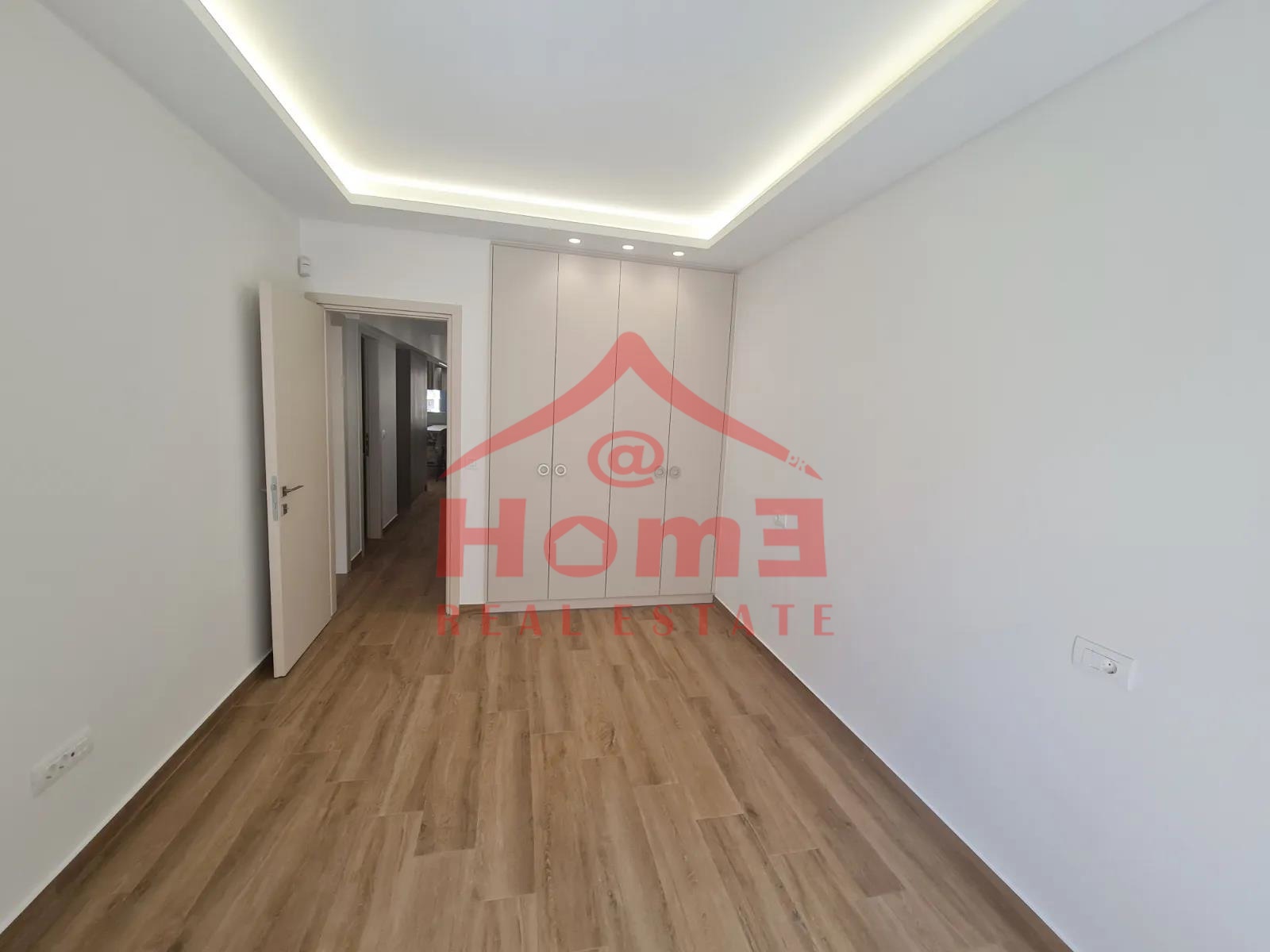 Gallery image 13
