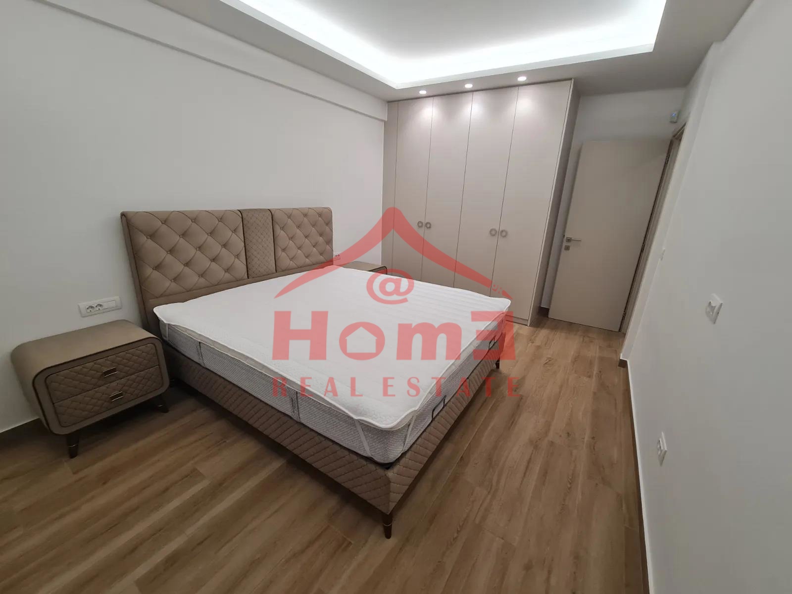 Gallery image 24