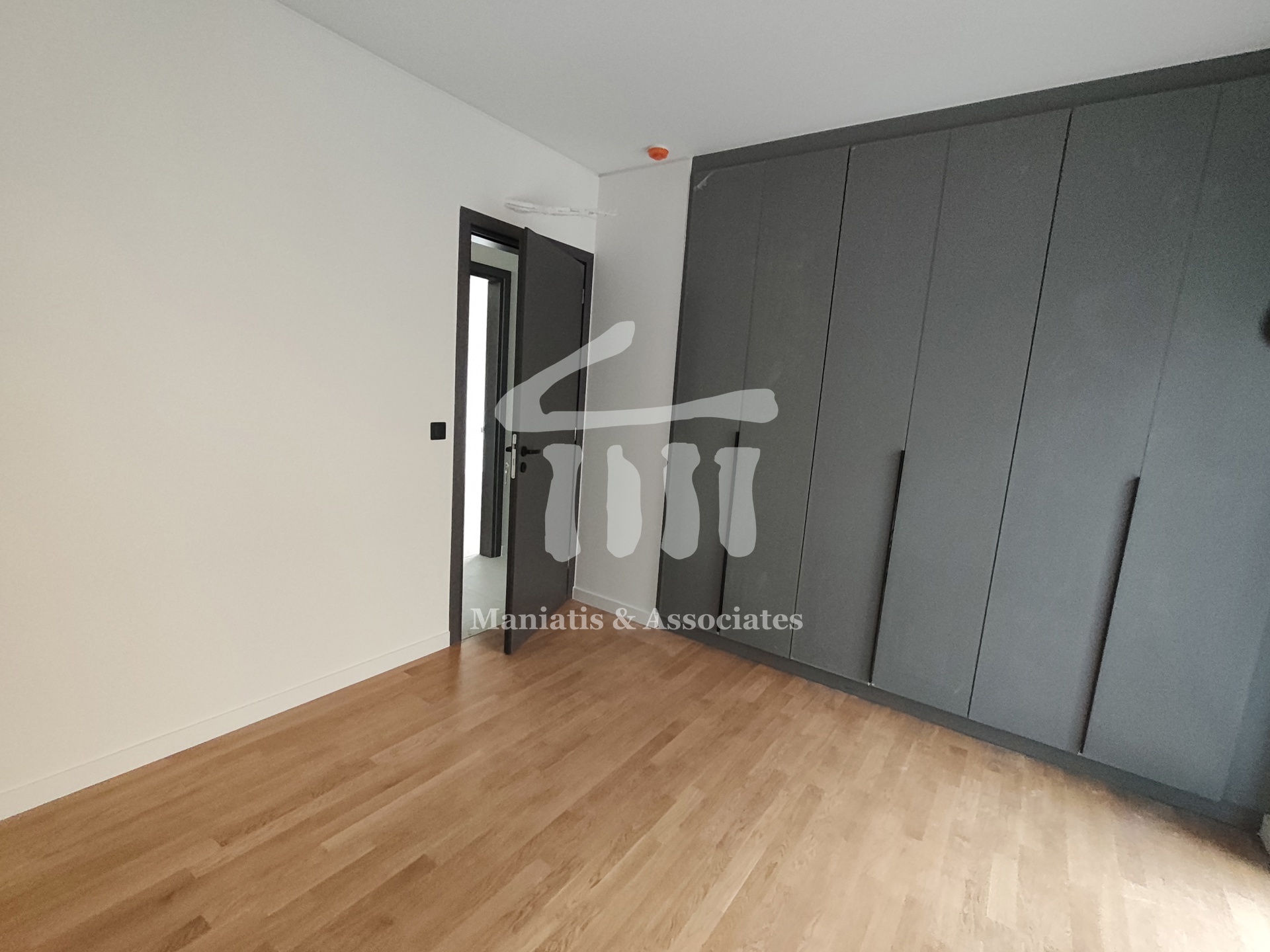 Gallery image 16