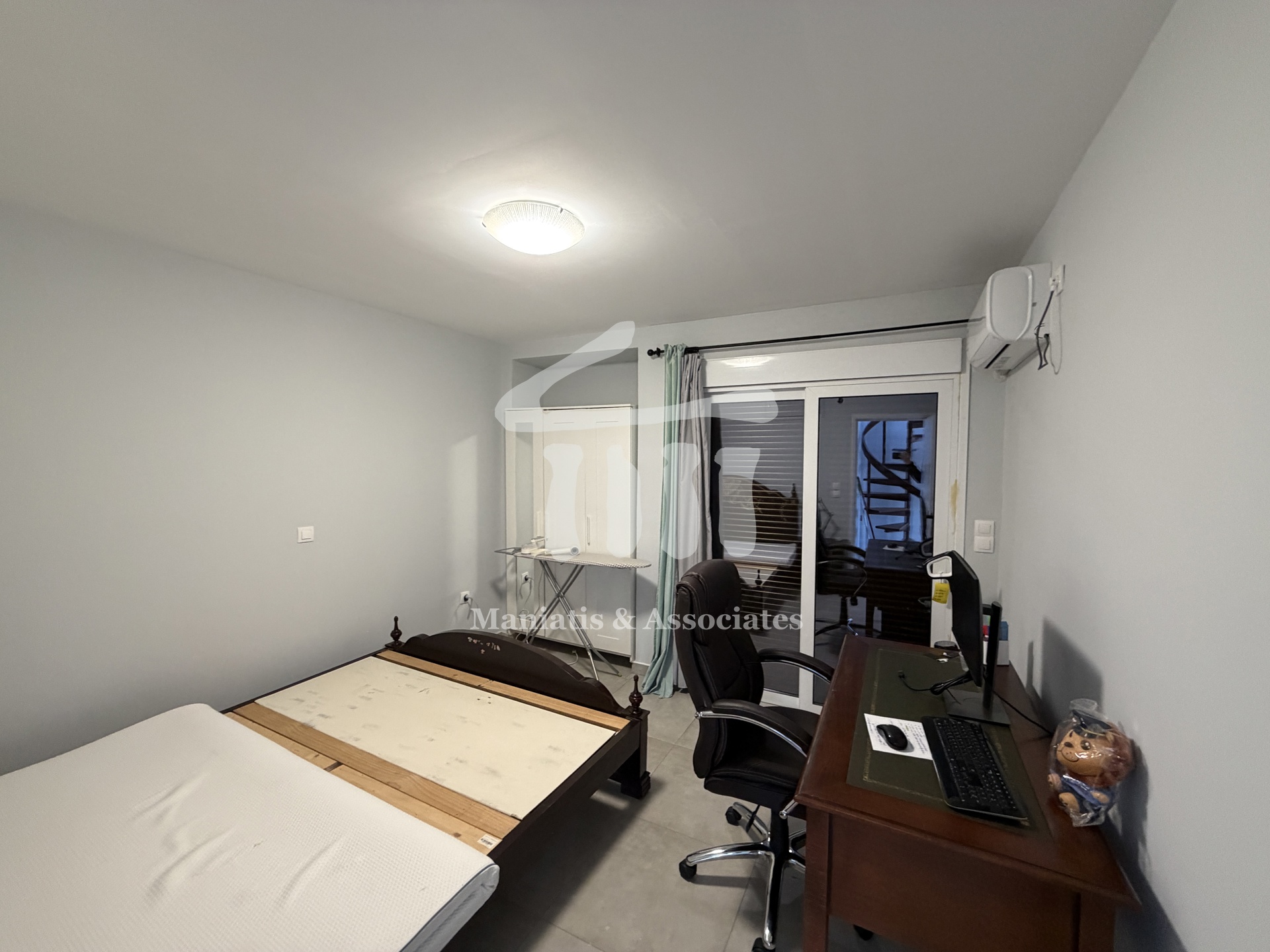 Gallery image 12