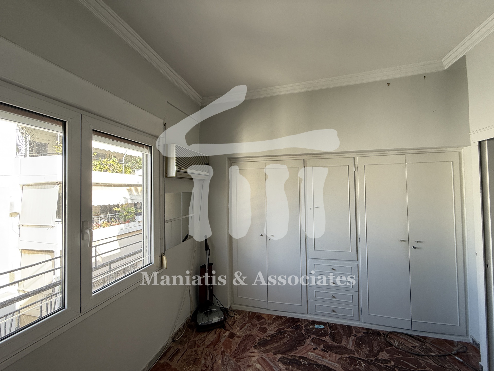Gallery image 12
