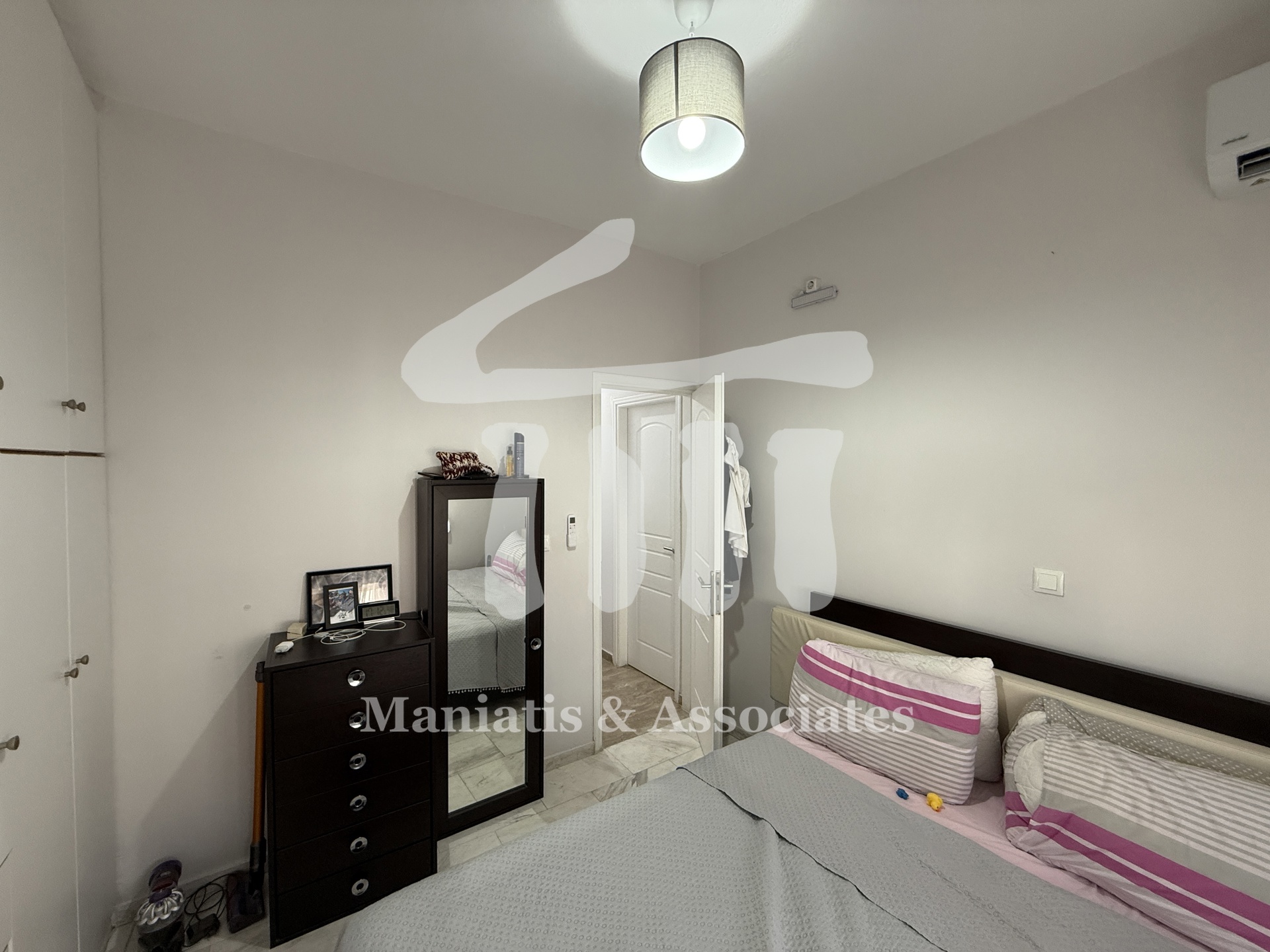 Gallery image 16