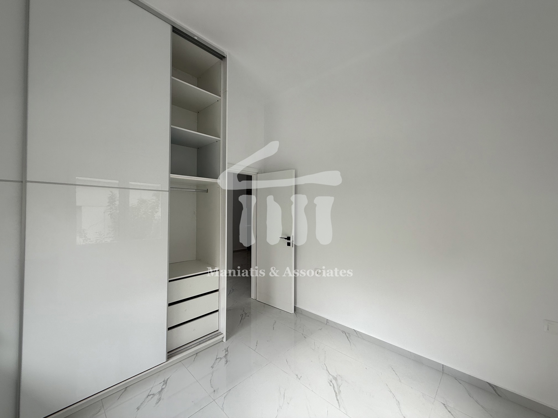 Gallery image 18