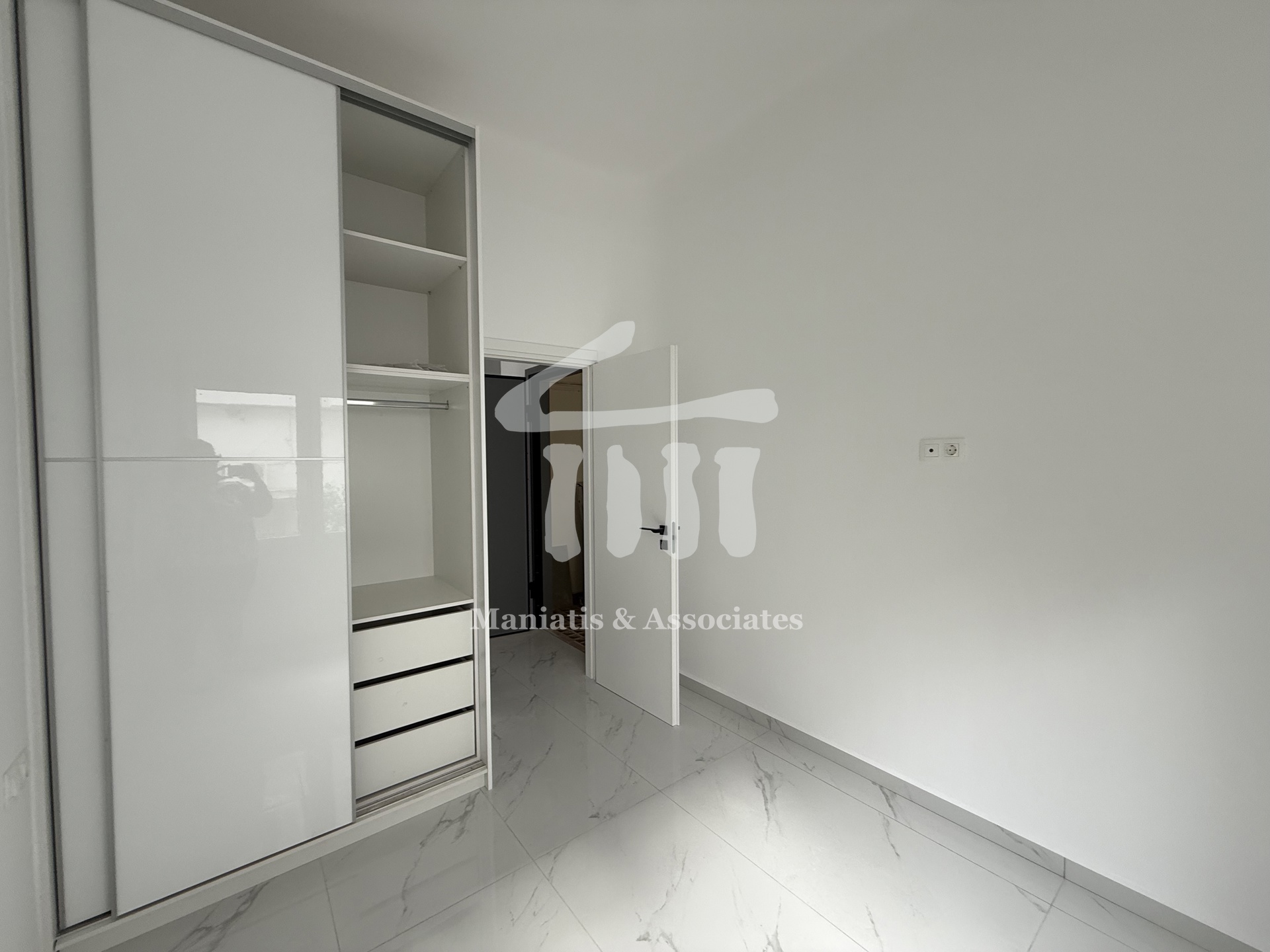 Gallery image 16