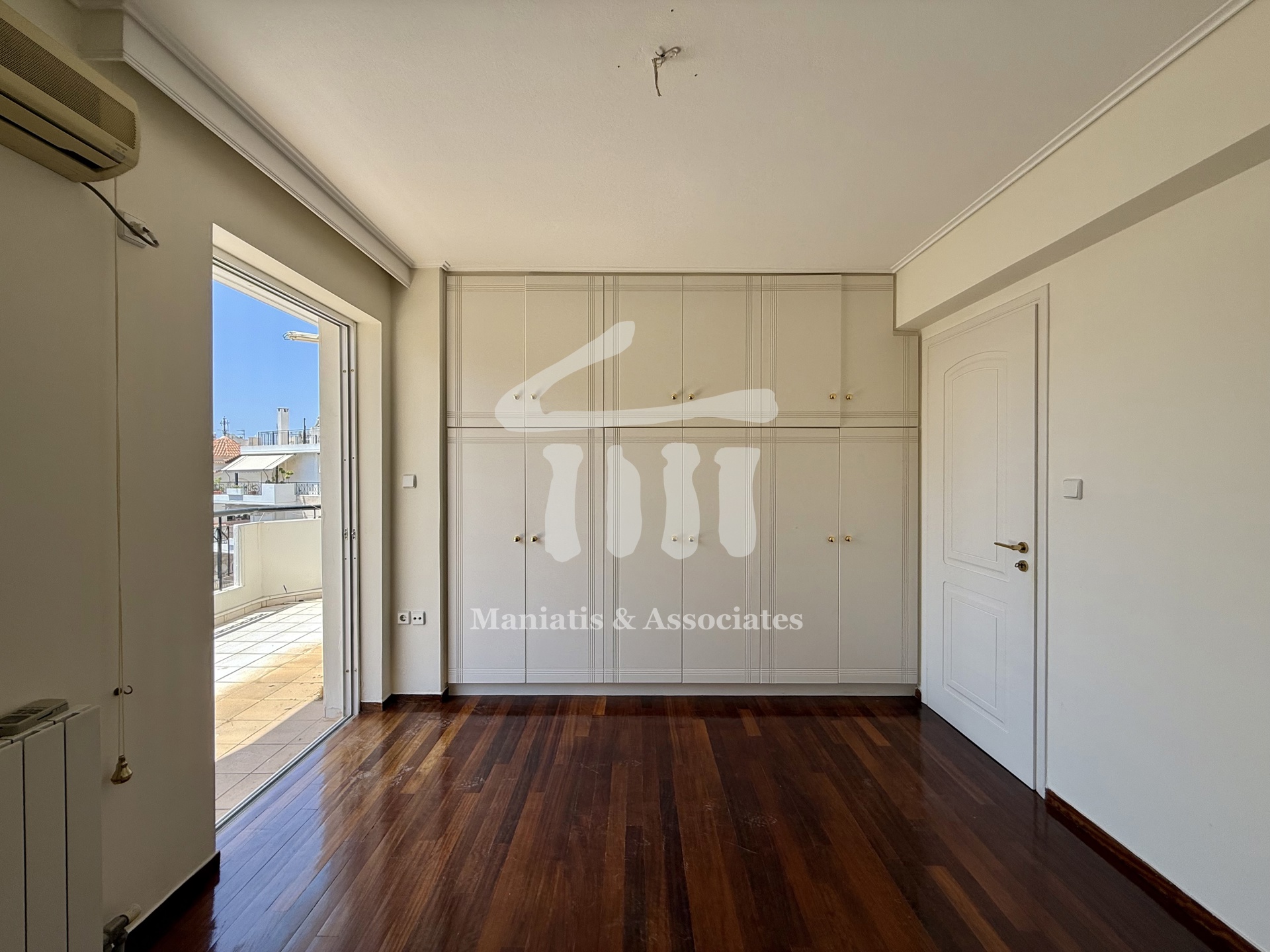 Gallery image 12