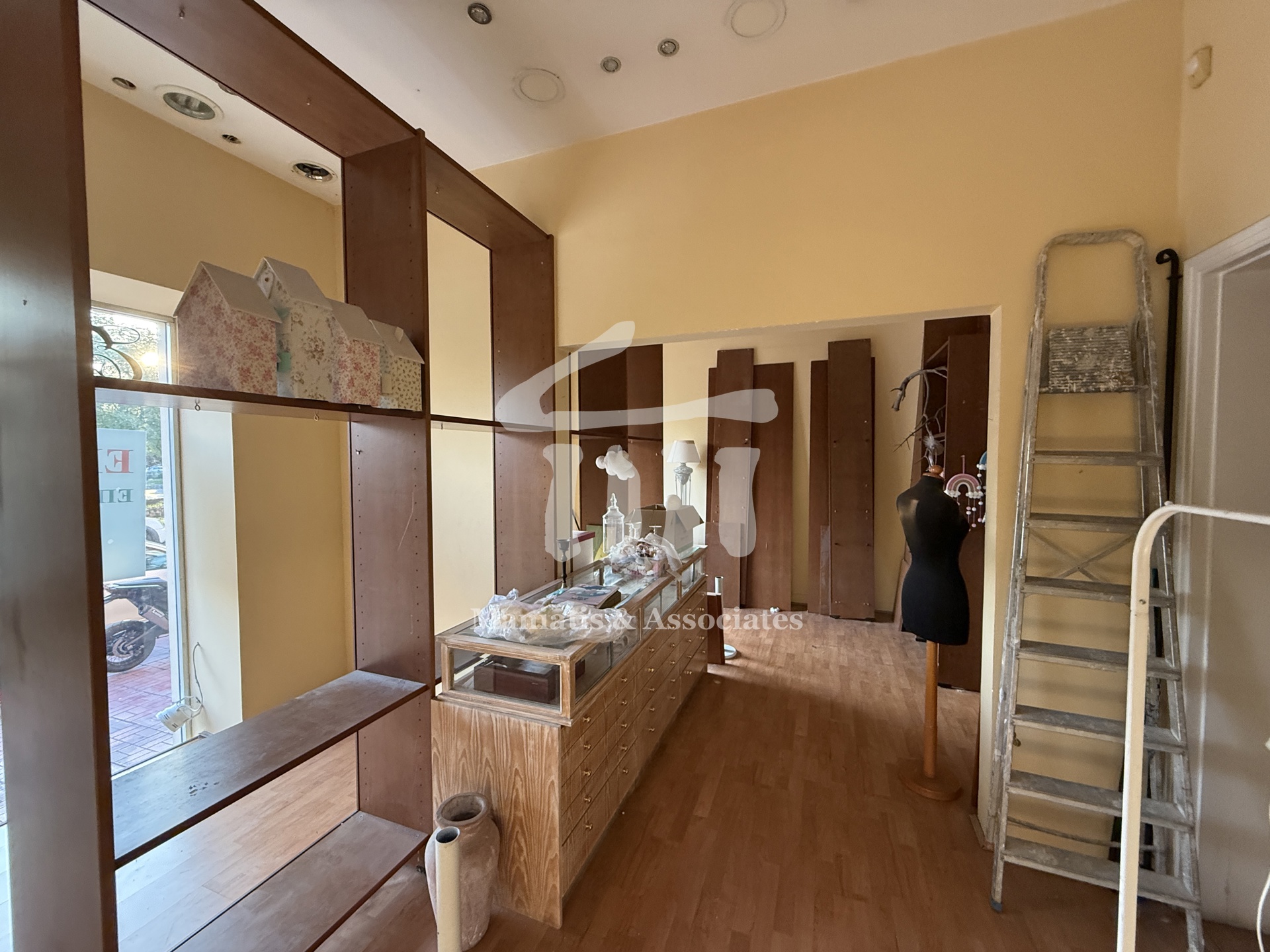 Gallery image 16
