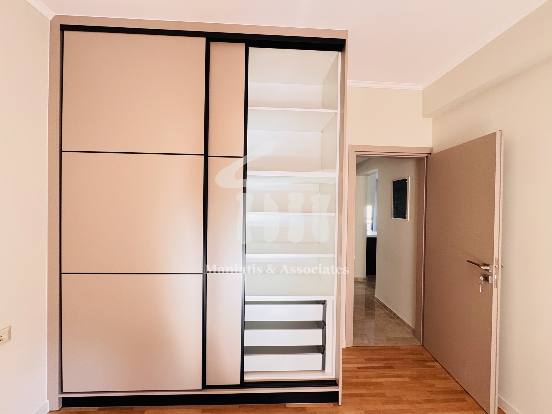 Gallery image 8