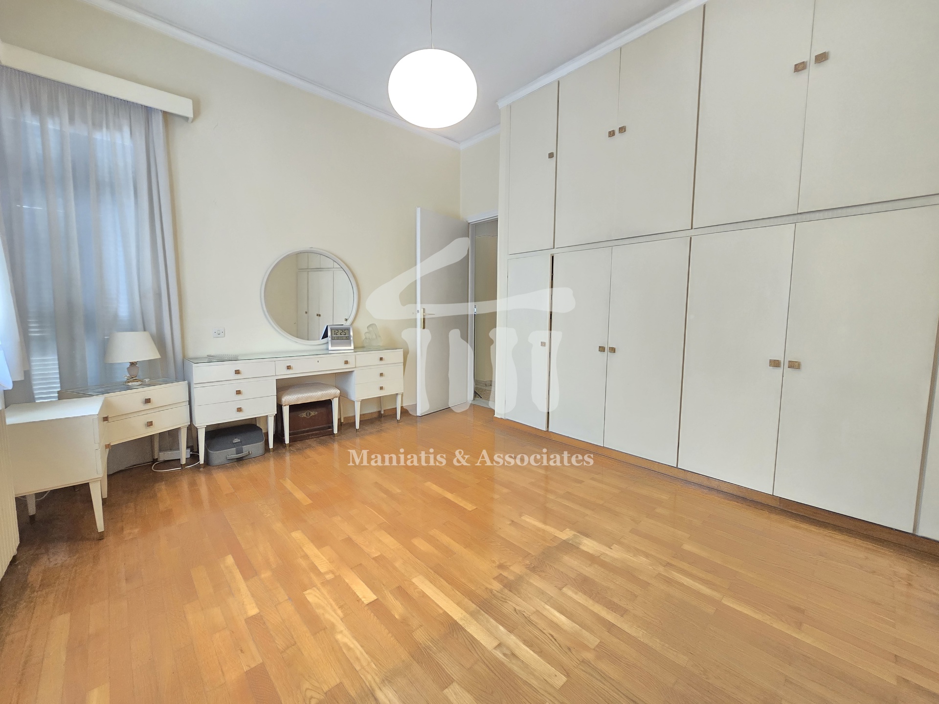 Gallery image 13