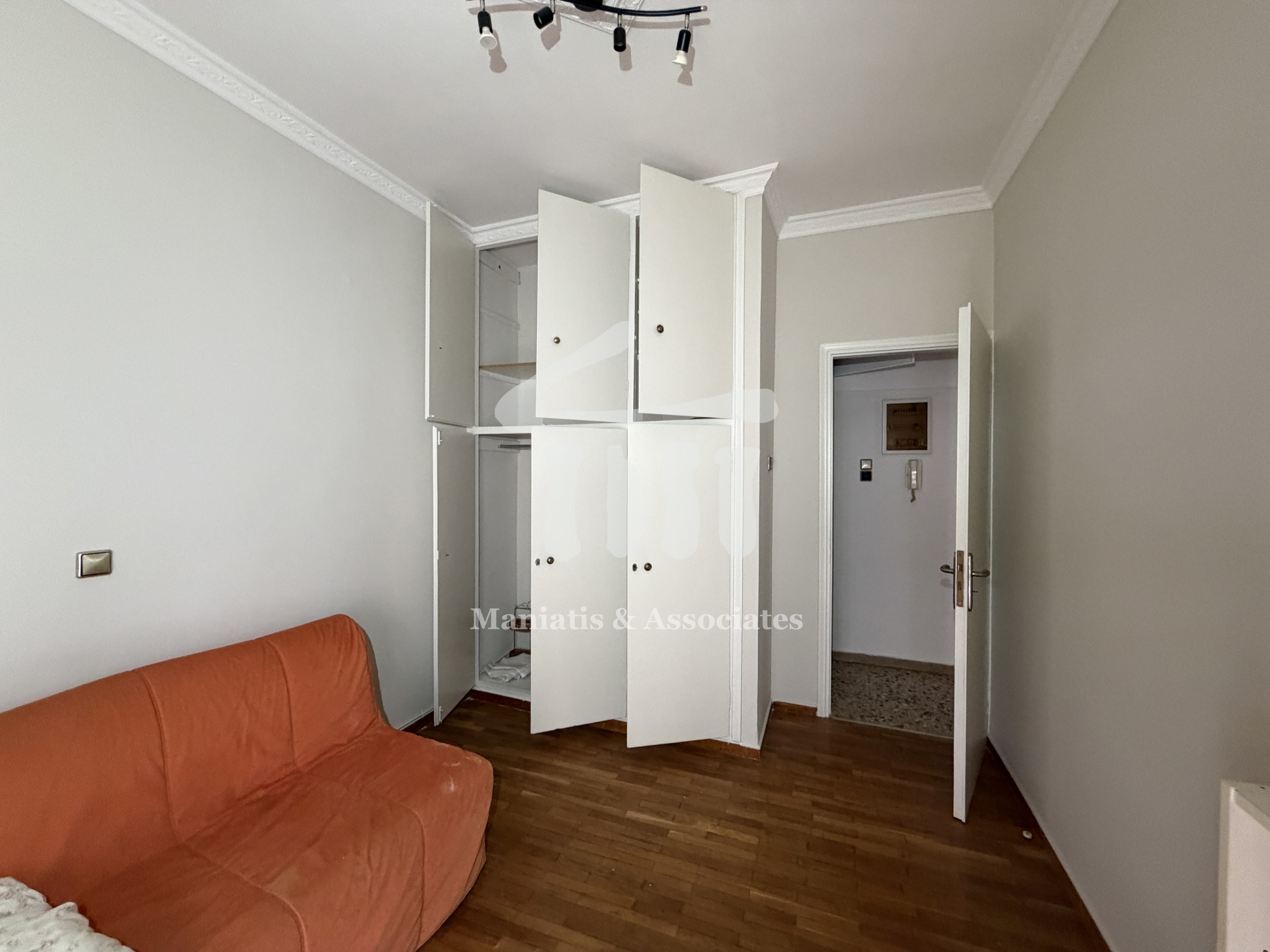 Gallery image 8
