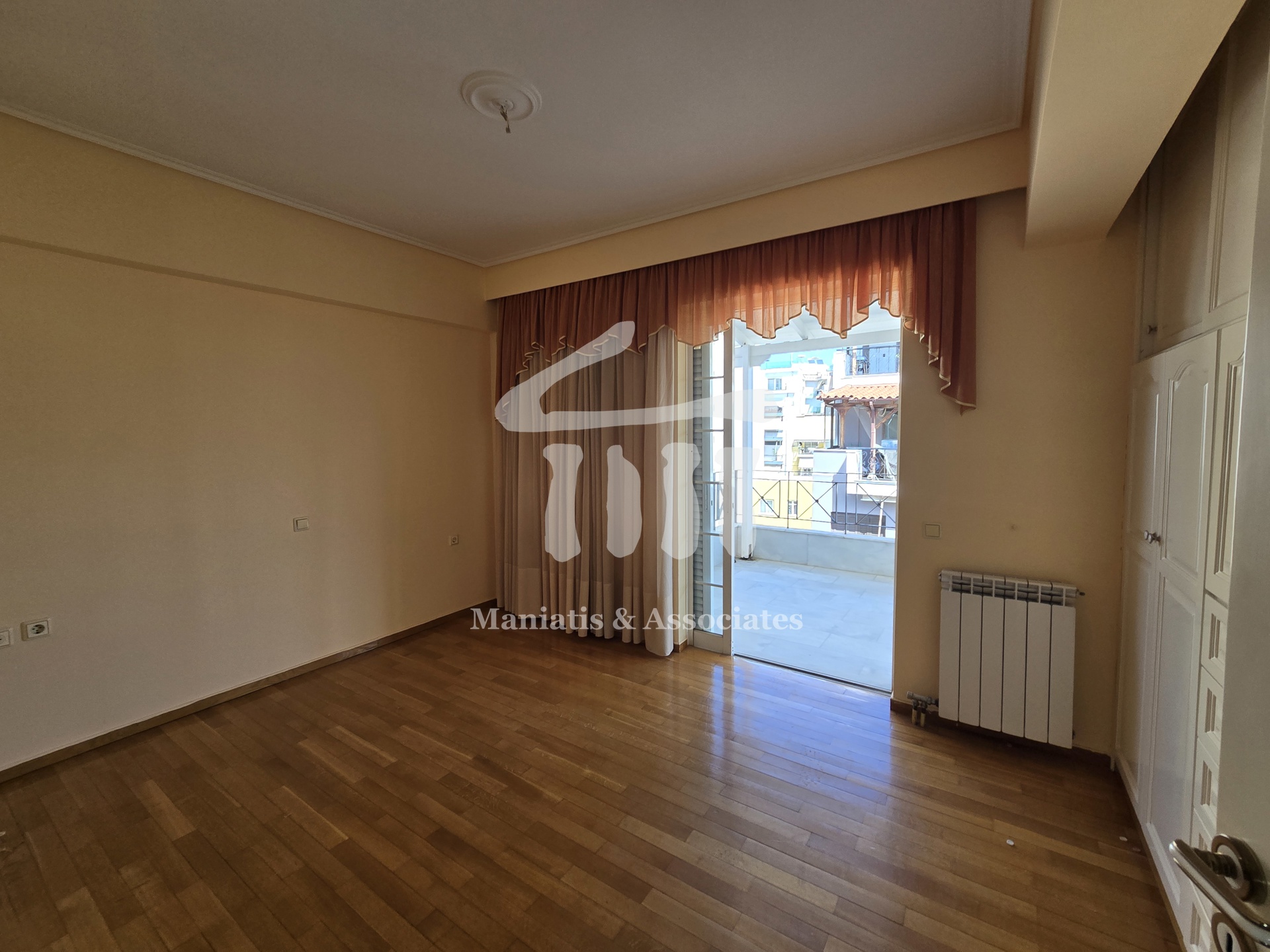 Gallery image 36