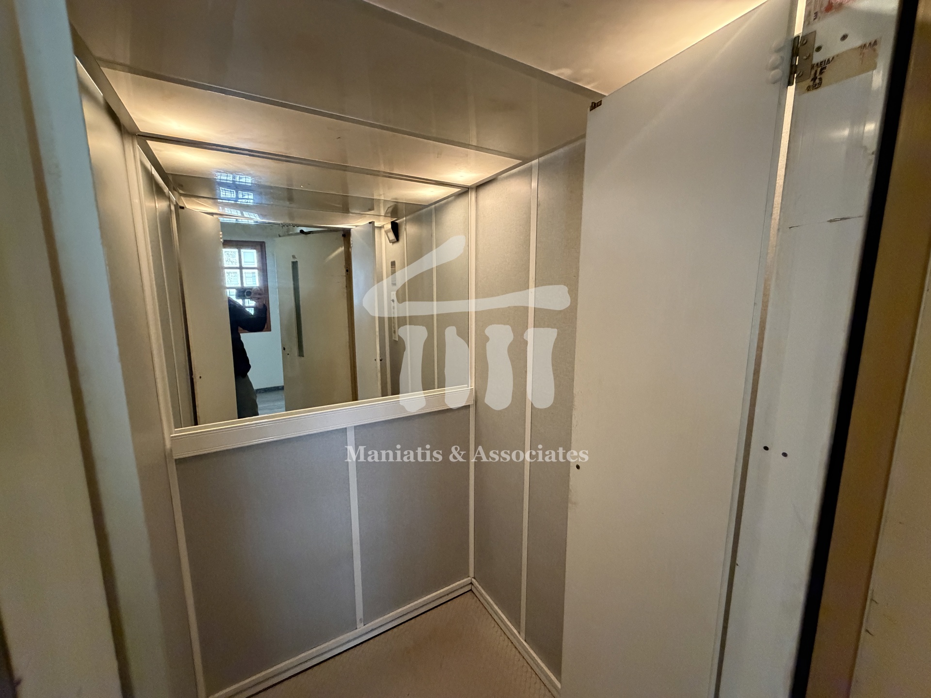 Gallery image 12