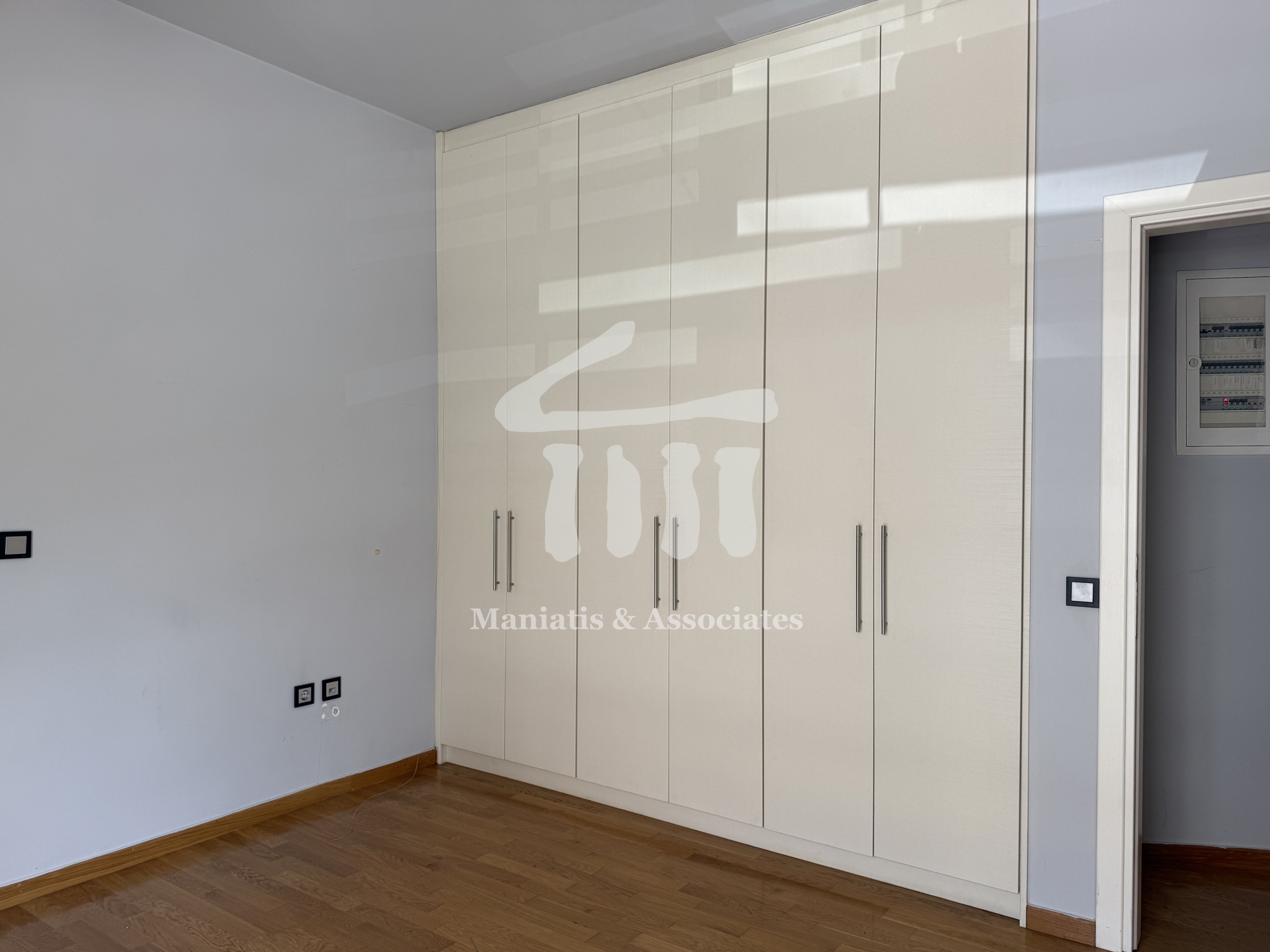 Gallery image 17