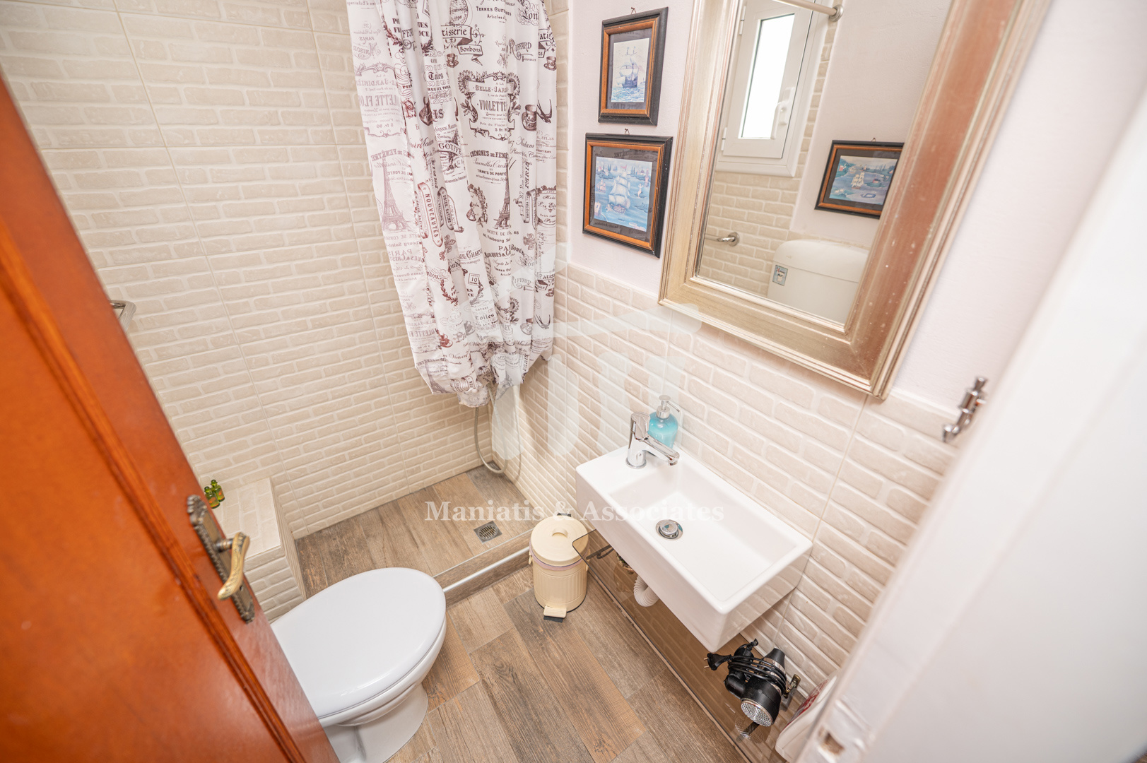 Gallery image 15