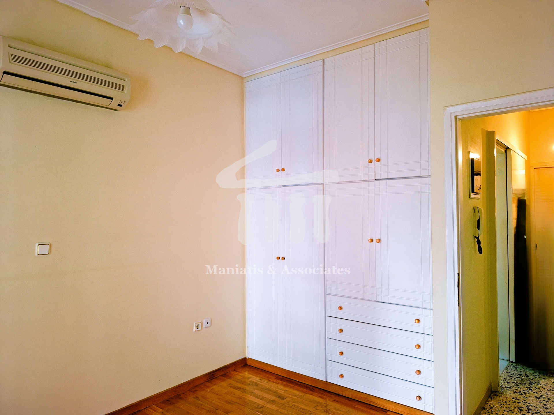 Gallery image 17