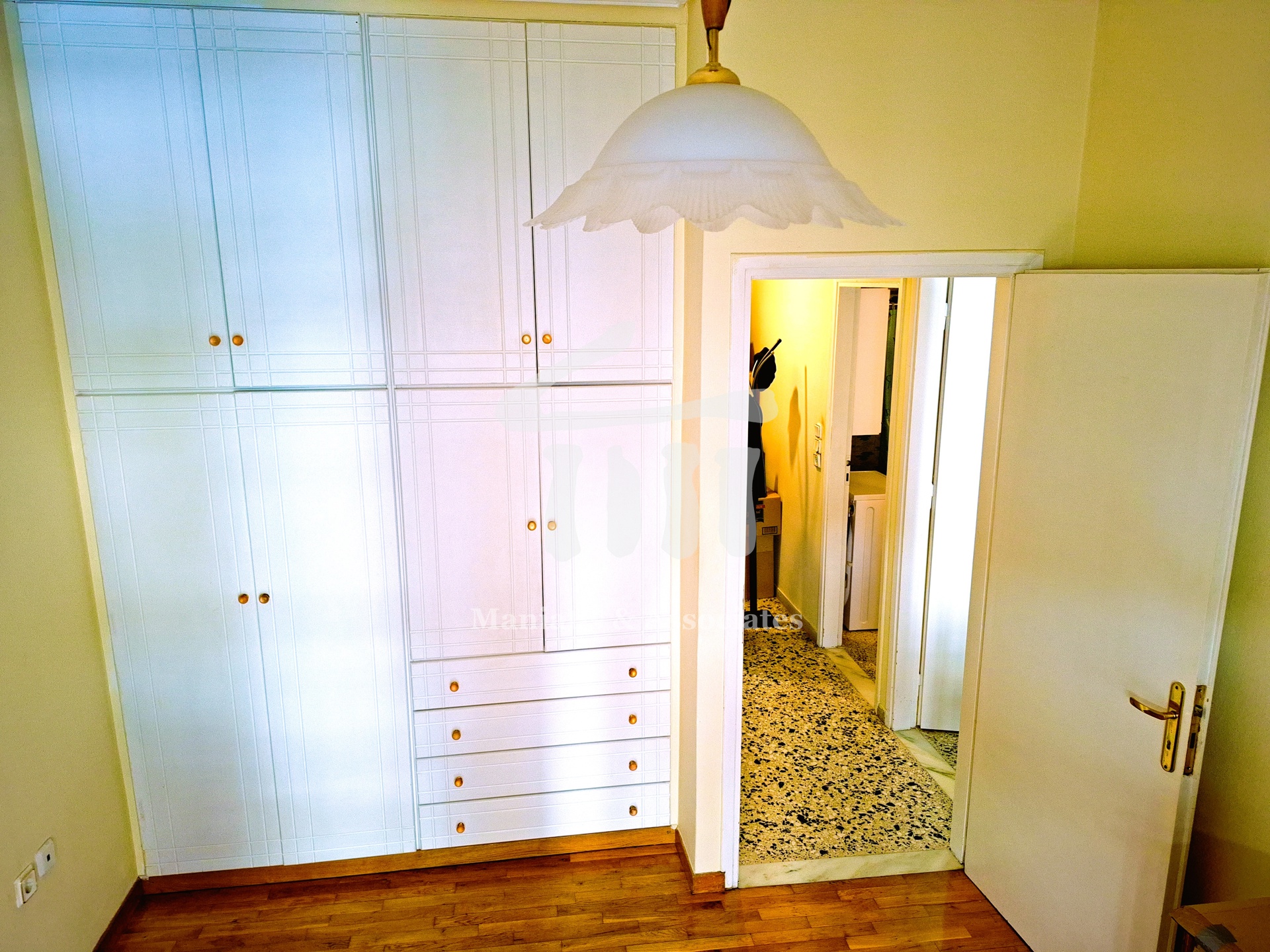 Gallery image 6