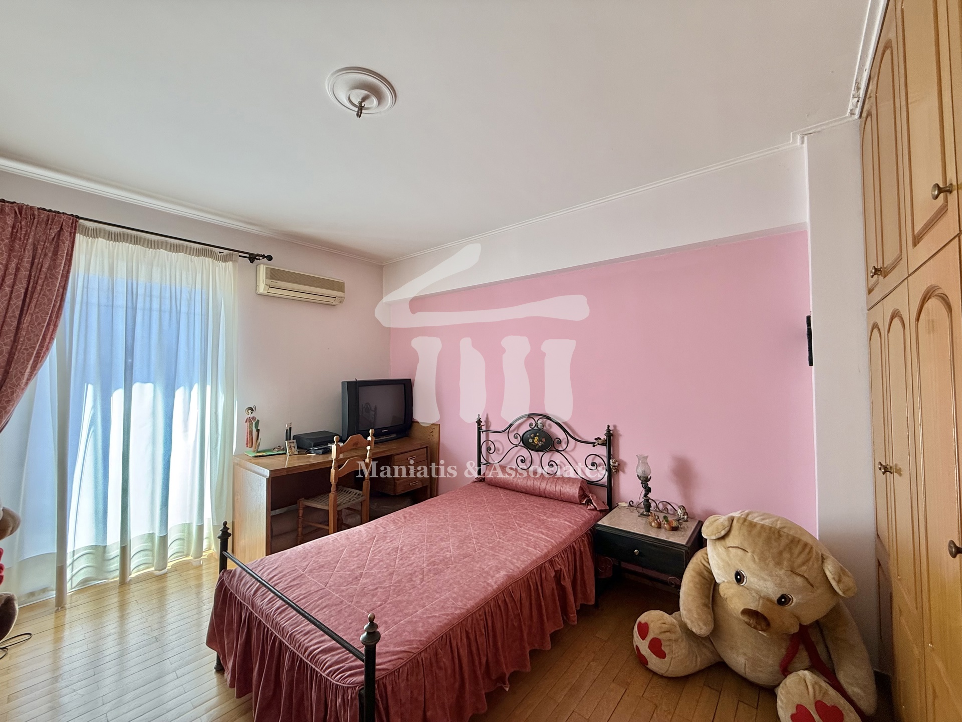Gallery image 9