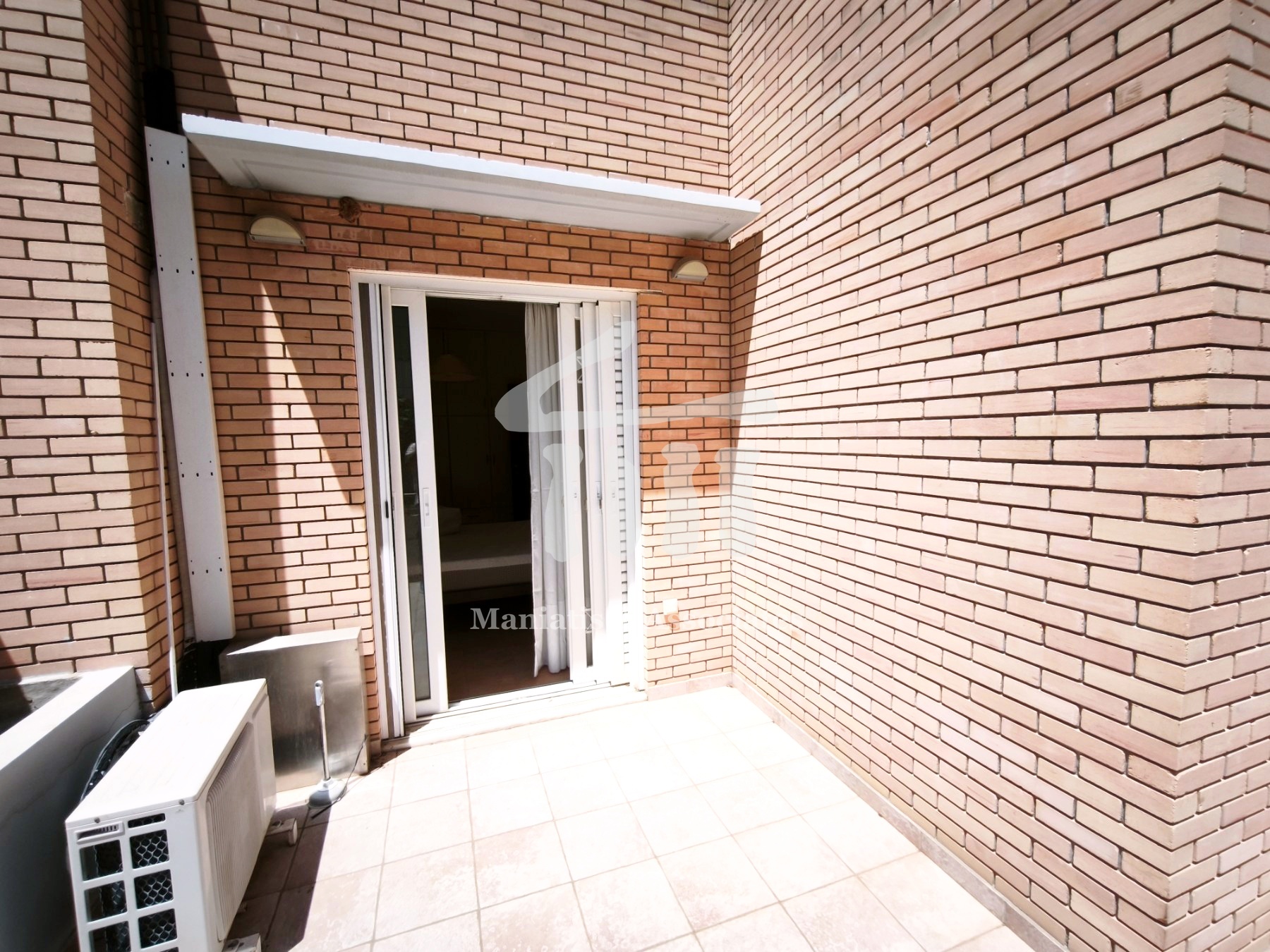 Gallery image 12