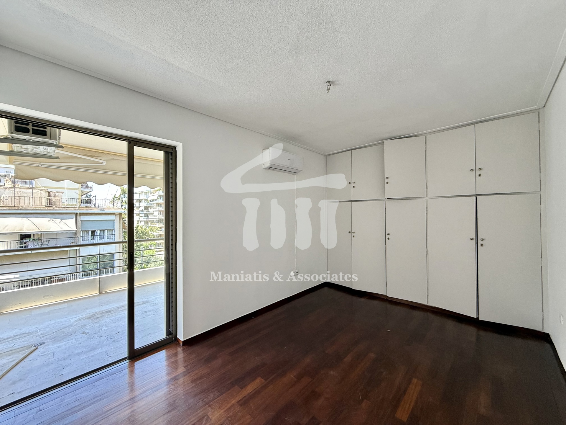 Gallery image 10