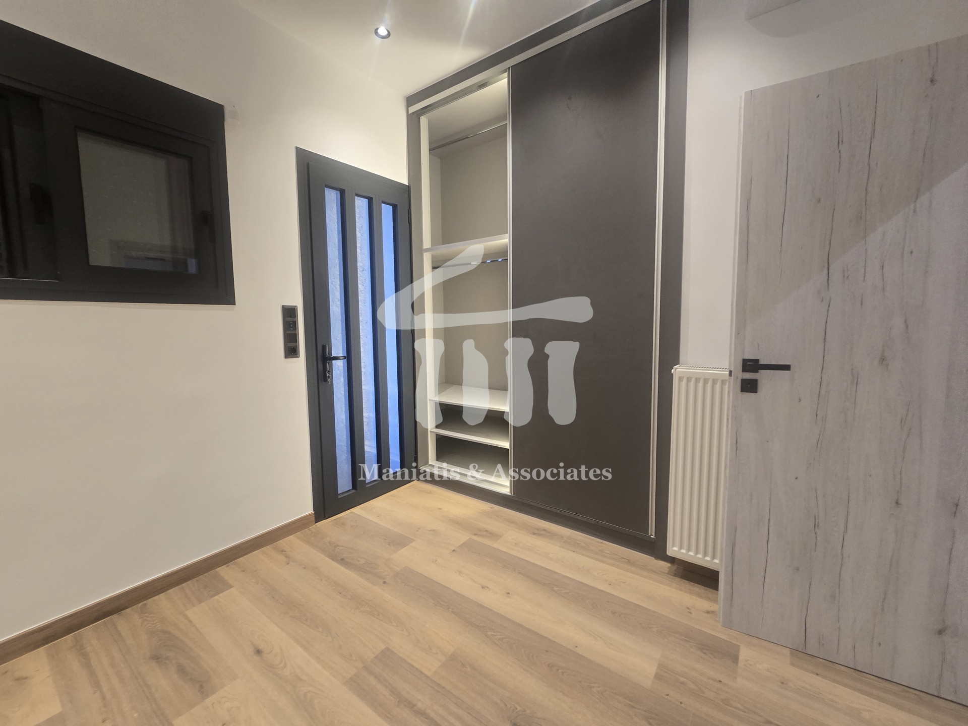 Gallery image 15