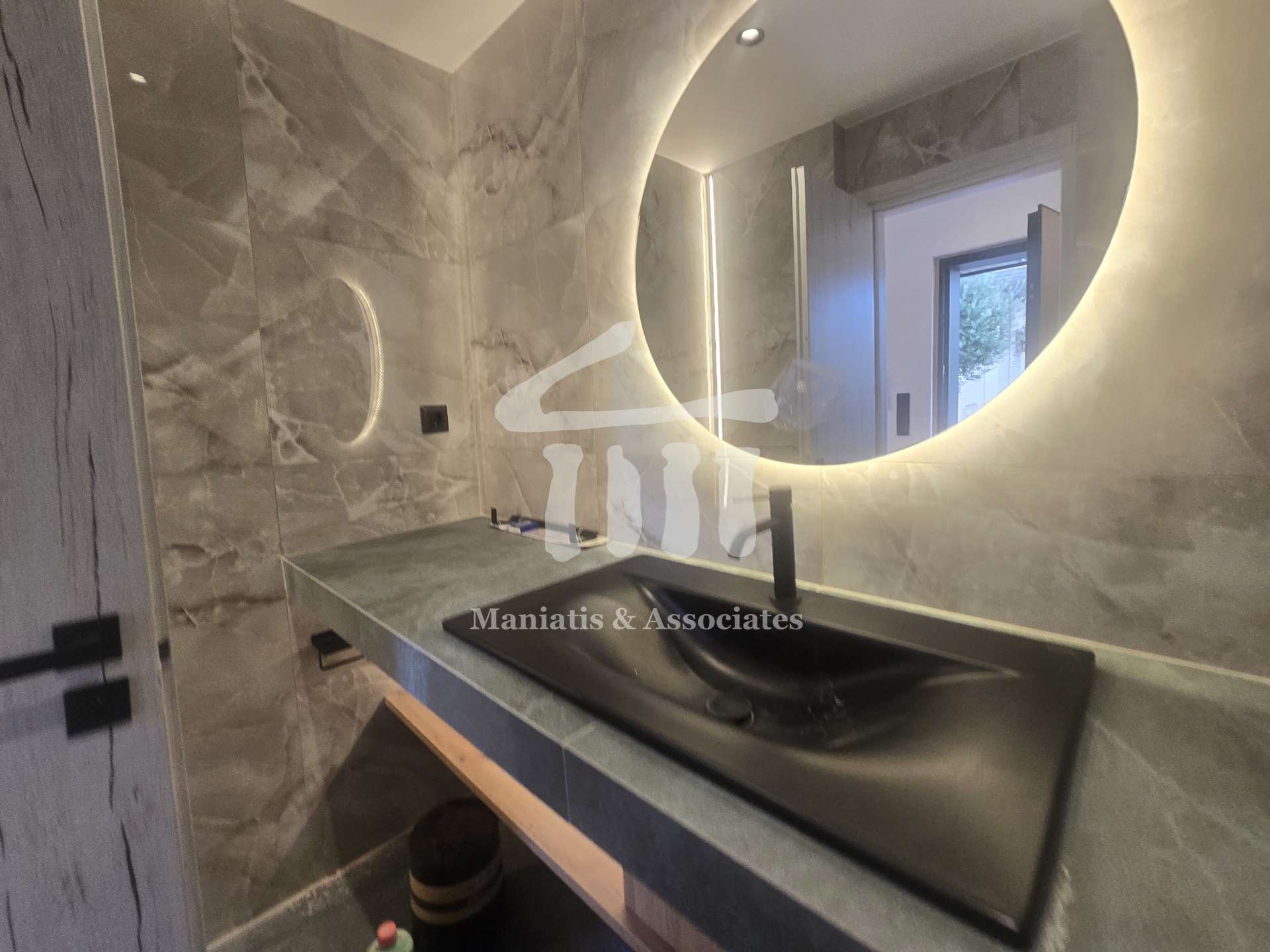 Gallery image 10