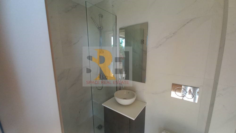 Gallery image 11