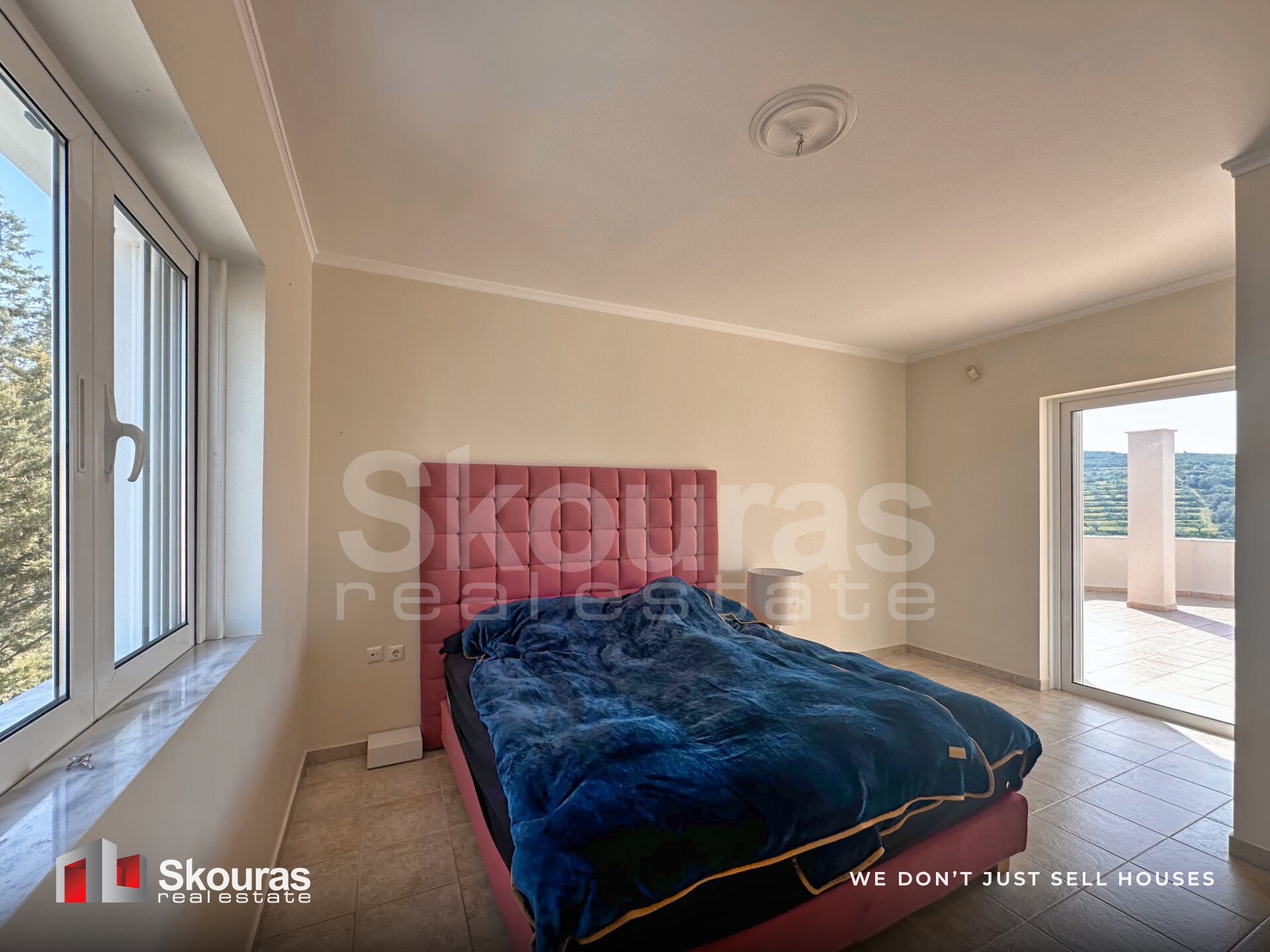 Gallery image 20