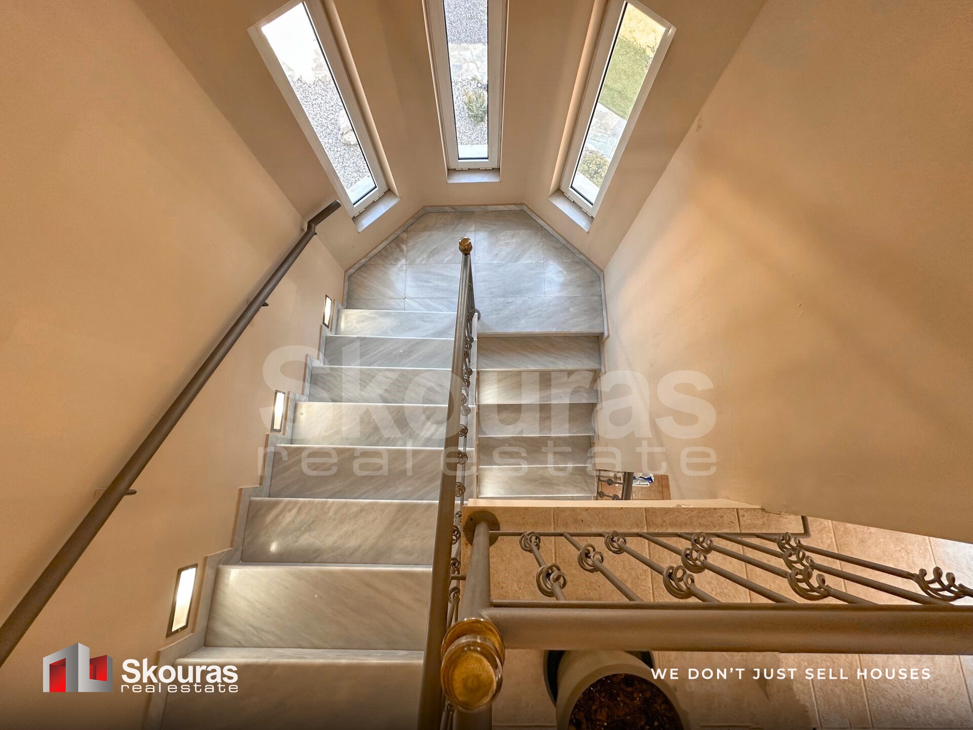 Gallery image 18