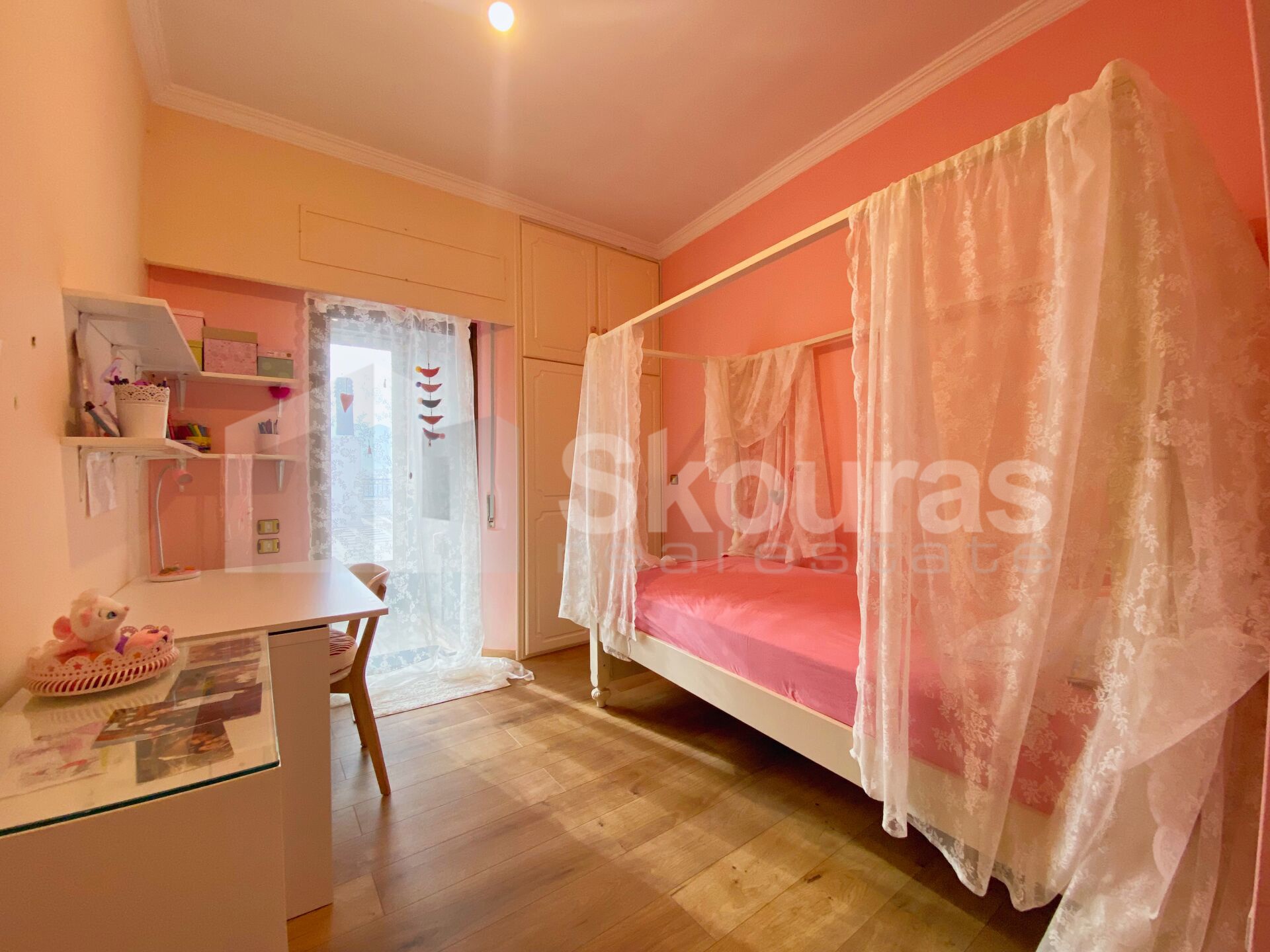 Gallery image 14