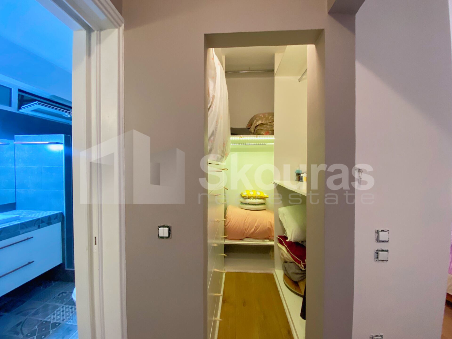 Gallery image 16