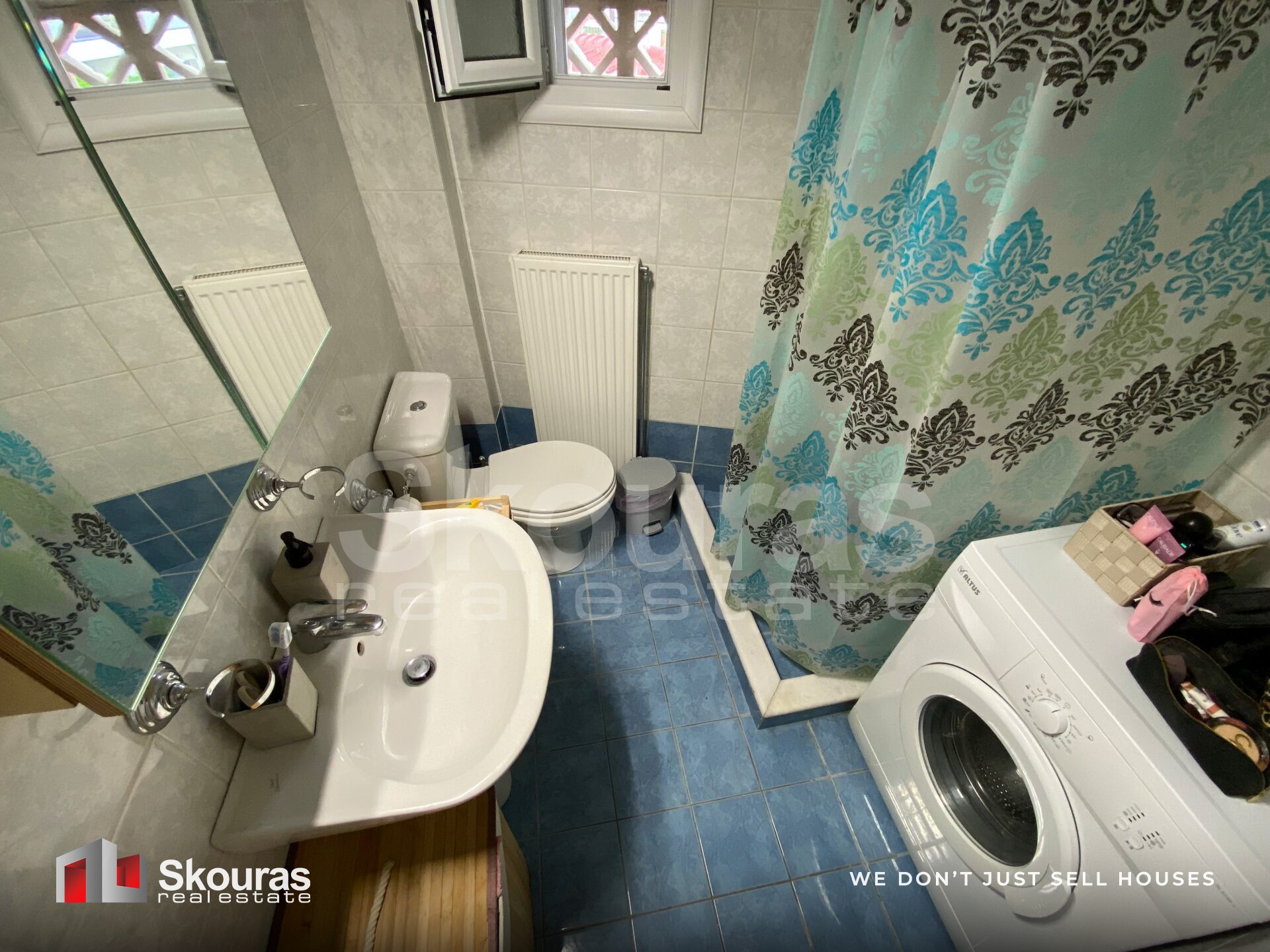 Gallery image 14