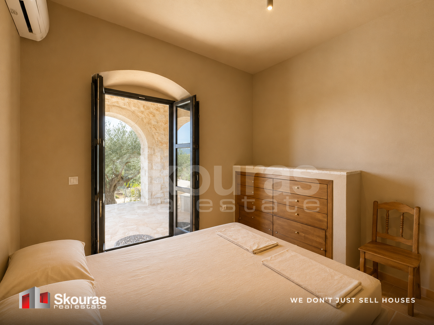 Gallery image 16