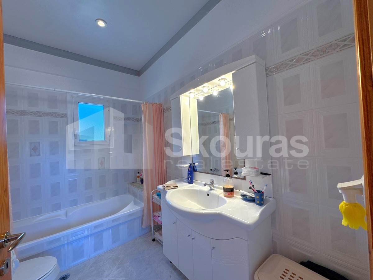 Gallery image 10