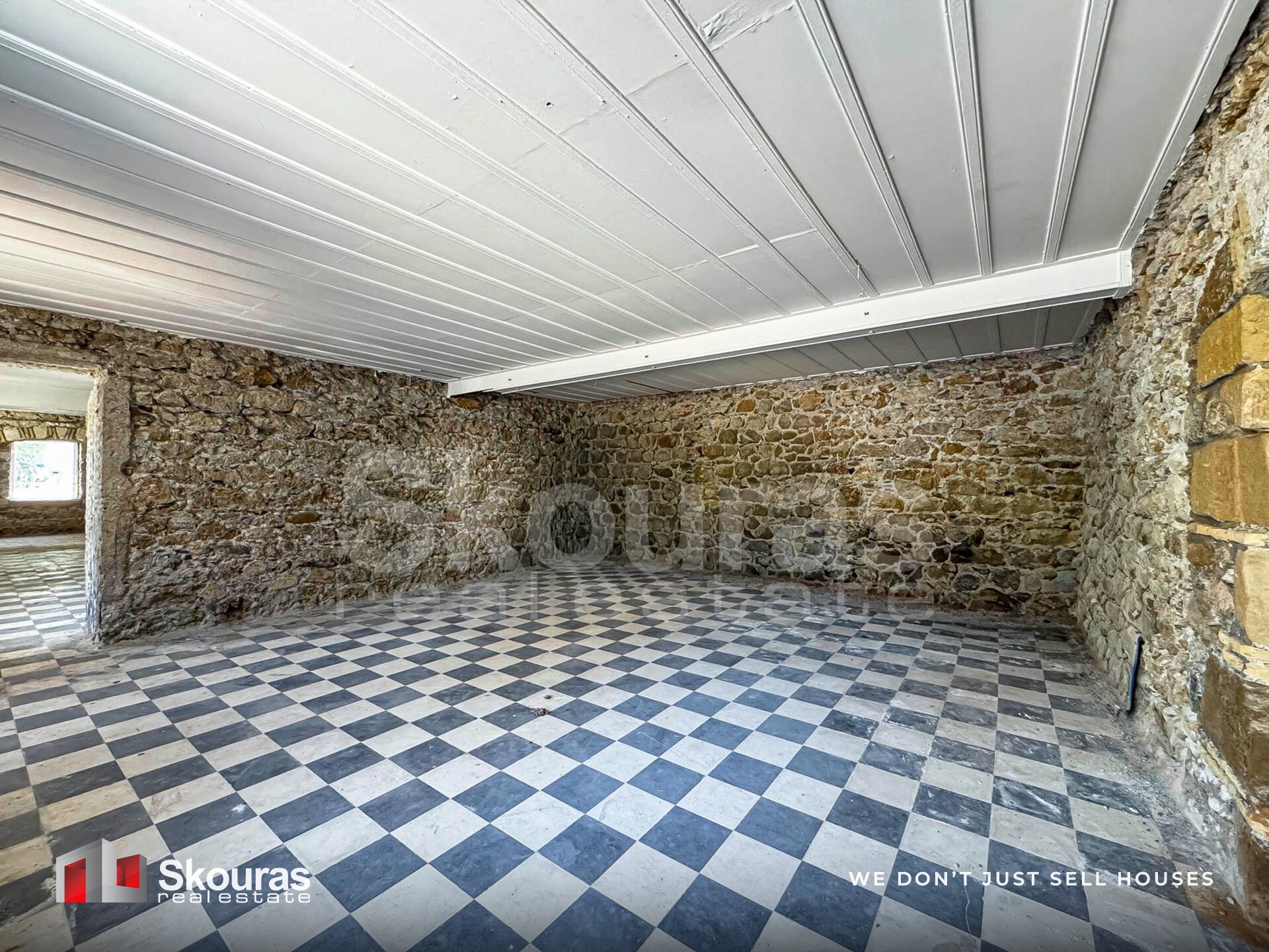 Gallery image 16