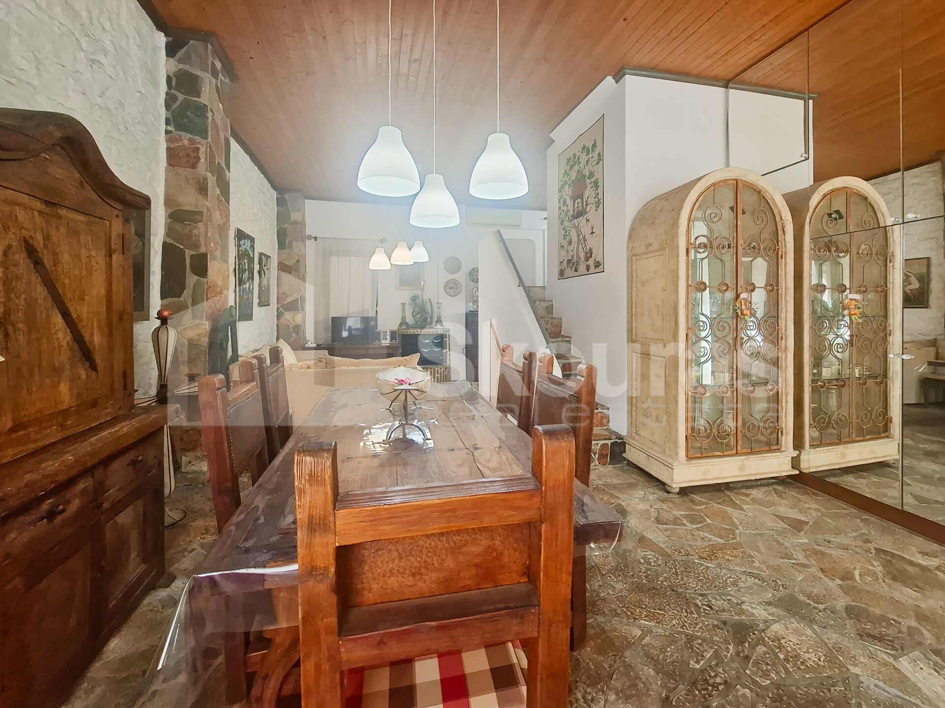 Gallery image 14